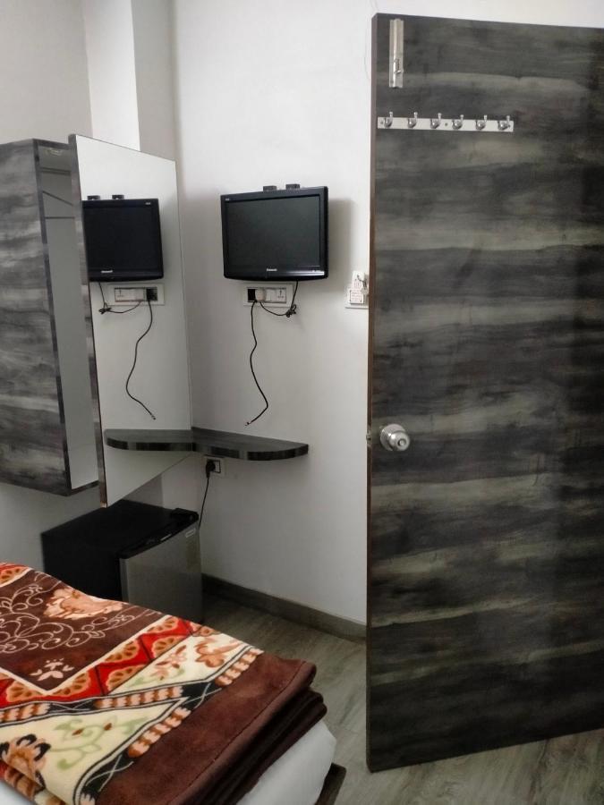 Broadway Colaba 2* Bombaim