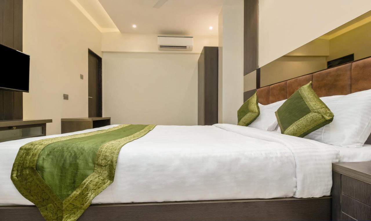 Hotel Oyster Andheri West