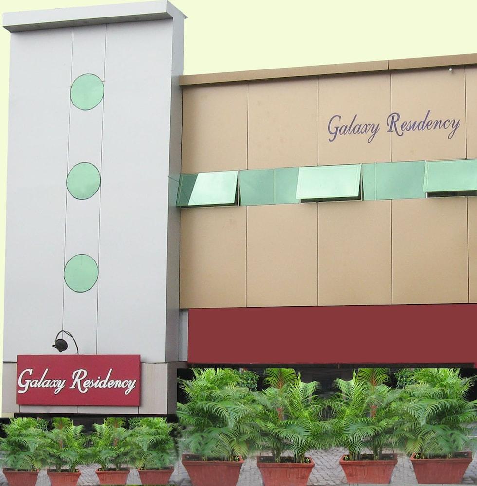 Hotel Oyo 8311 Galaxy Residency Mumbai