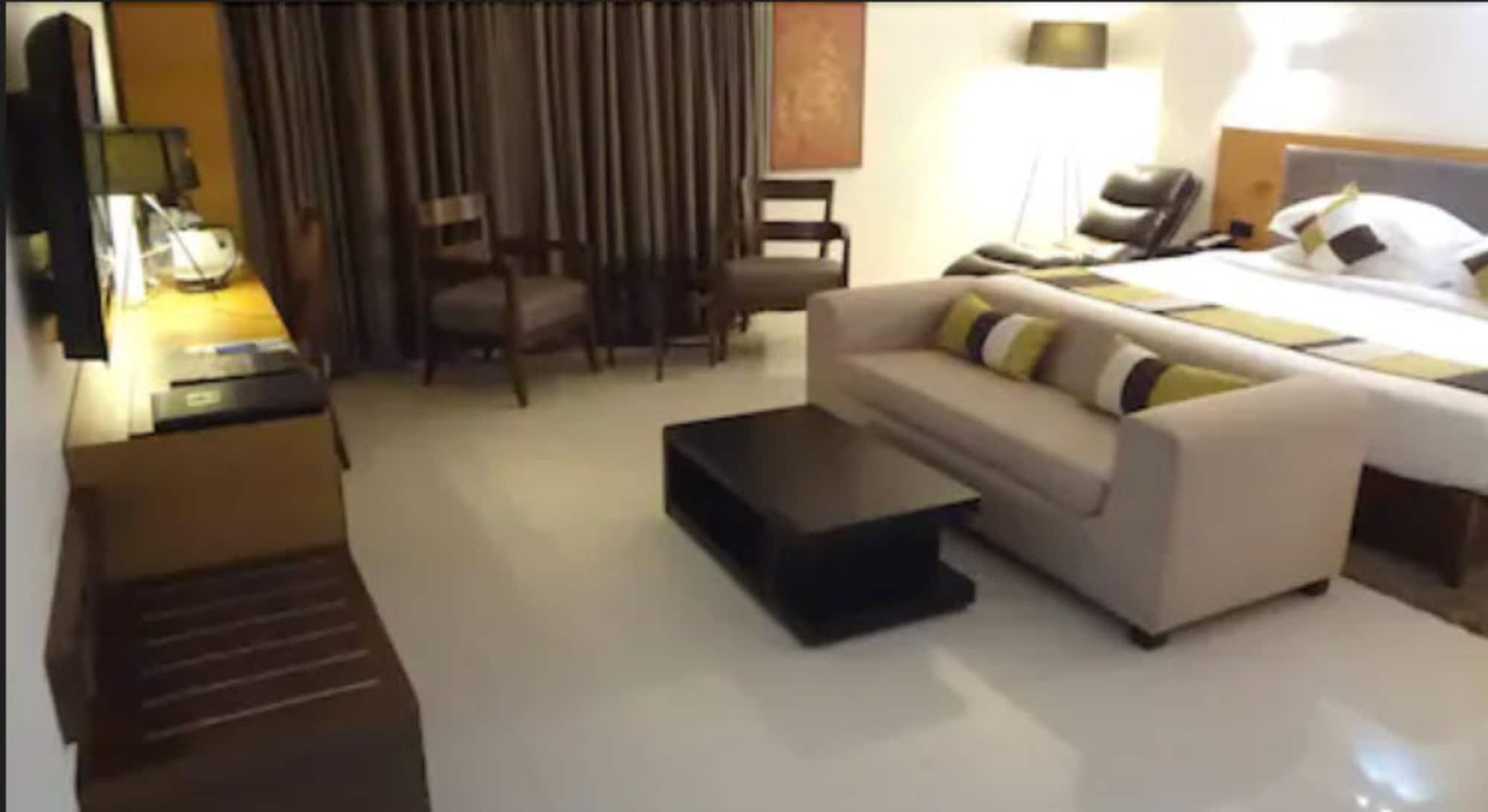 Suba International Sahar Road Hotel 4*