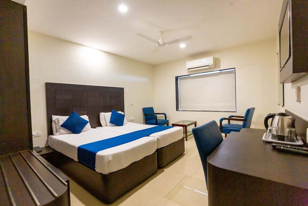 Sukh Hotel Mumbai