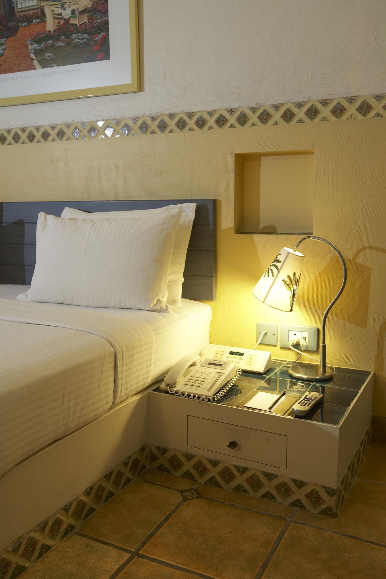 The Gordon House Hotel, Colaba Hotel