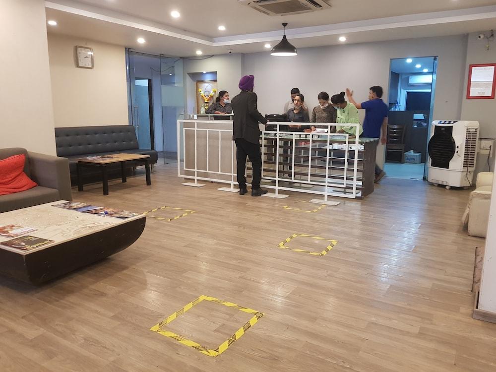 Unicontinental Hotel Bombaim