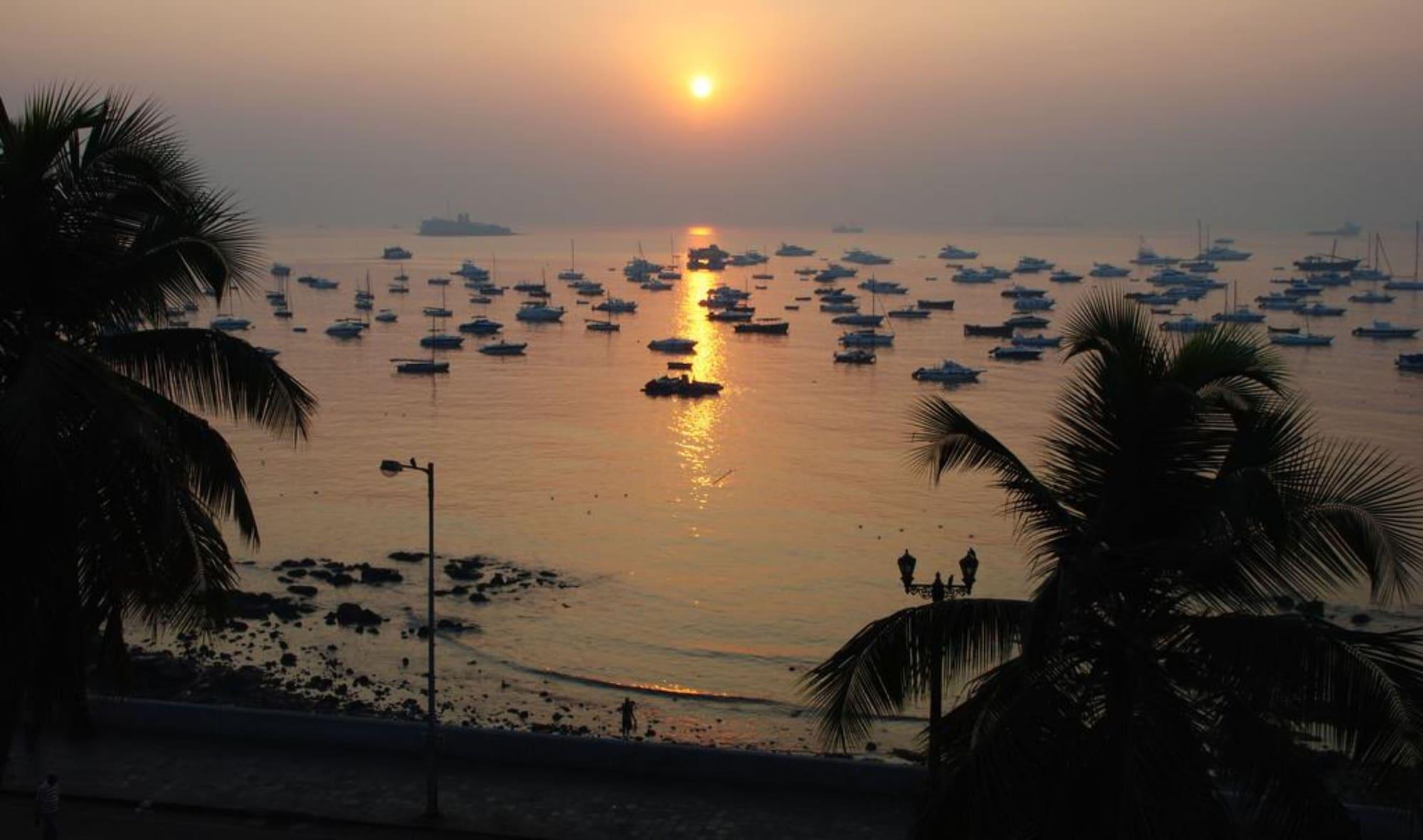 Sea Palace - Near Gateway Of India 3*