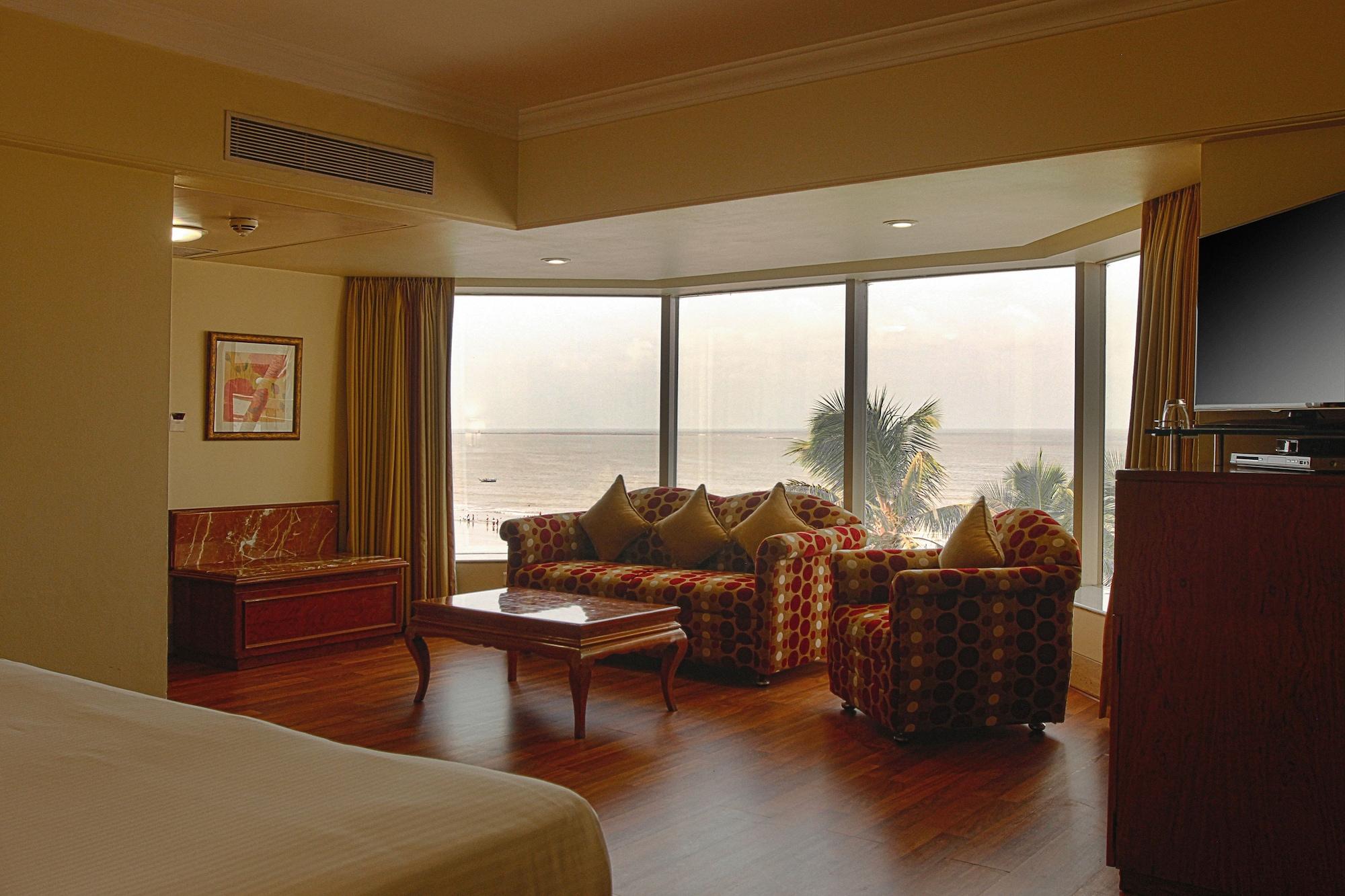 Hotel Ramada Plaza By Wyndham Palm Grove