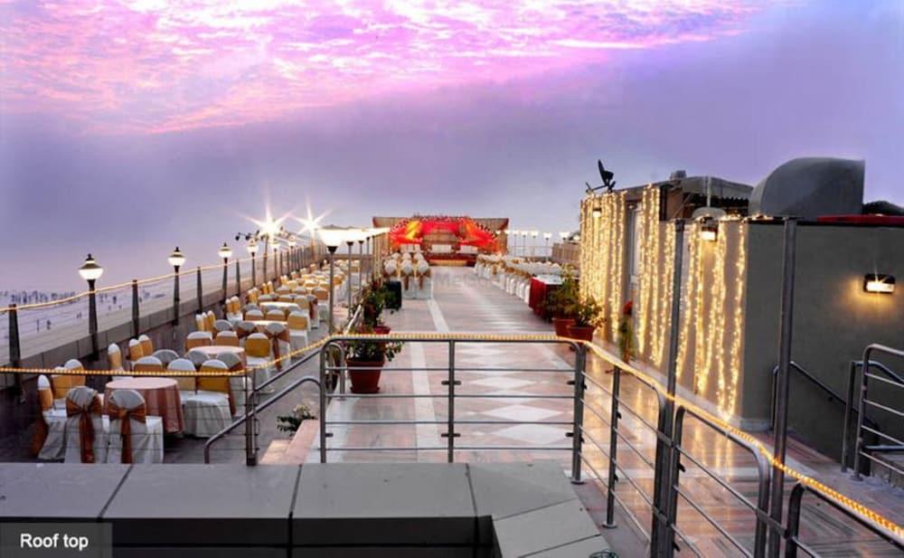 Ramada Plaza By Wyndham Palm Grove