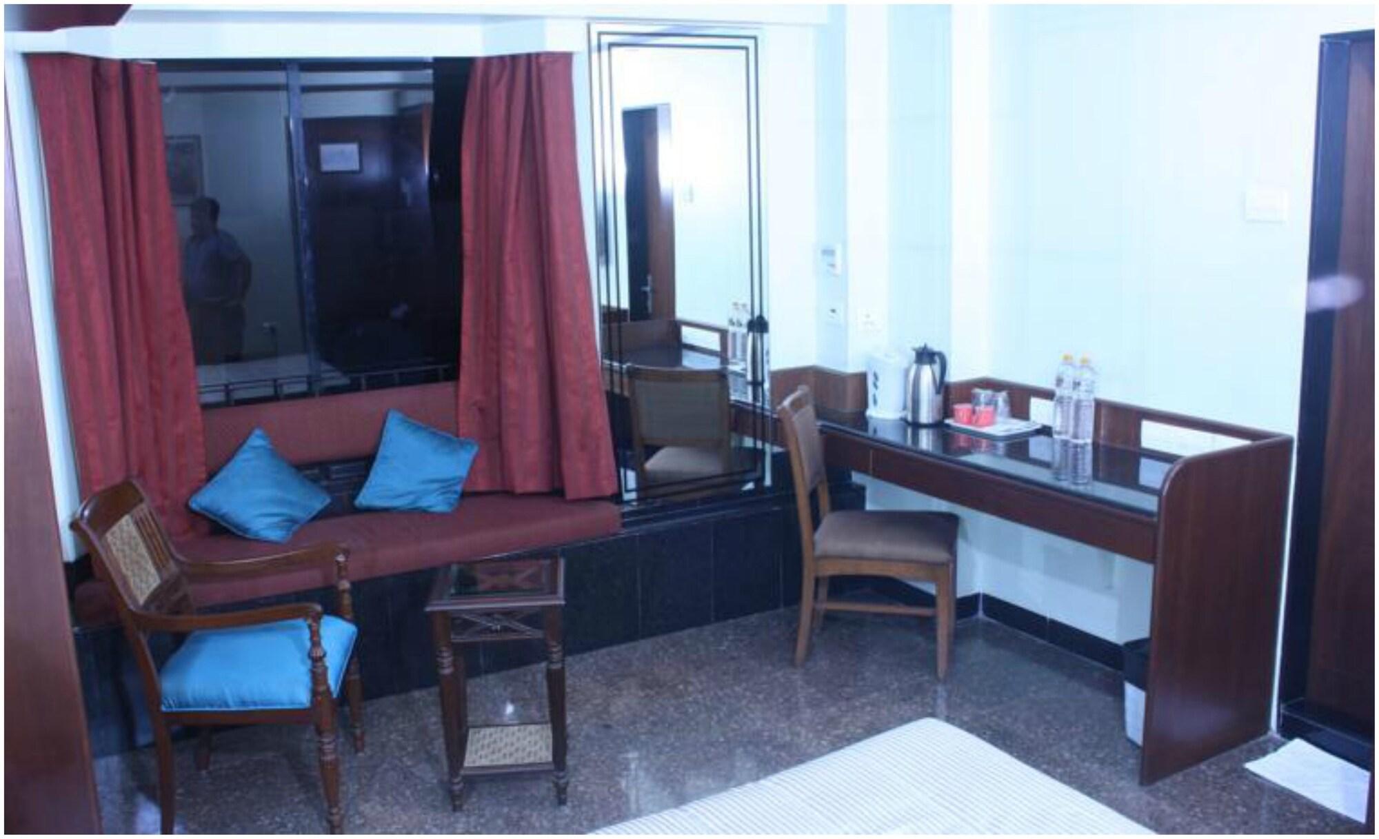 Hotel Karl Residency 3*