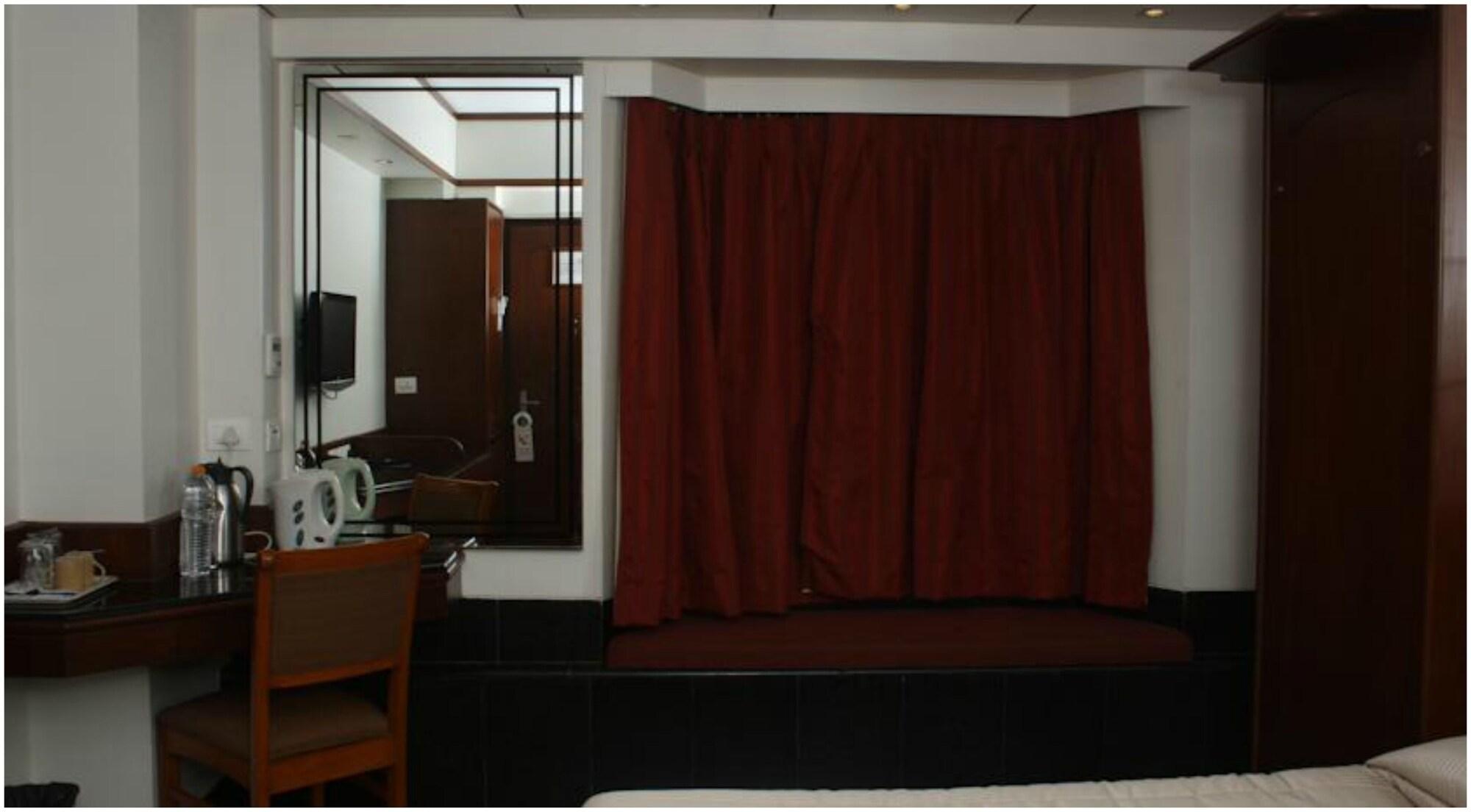 Karl Residency Hotel 3*