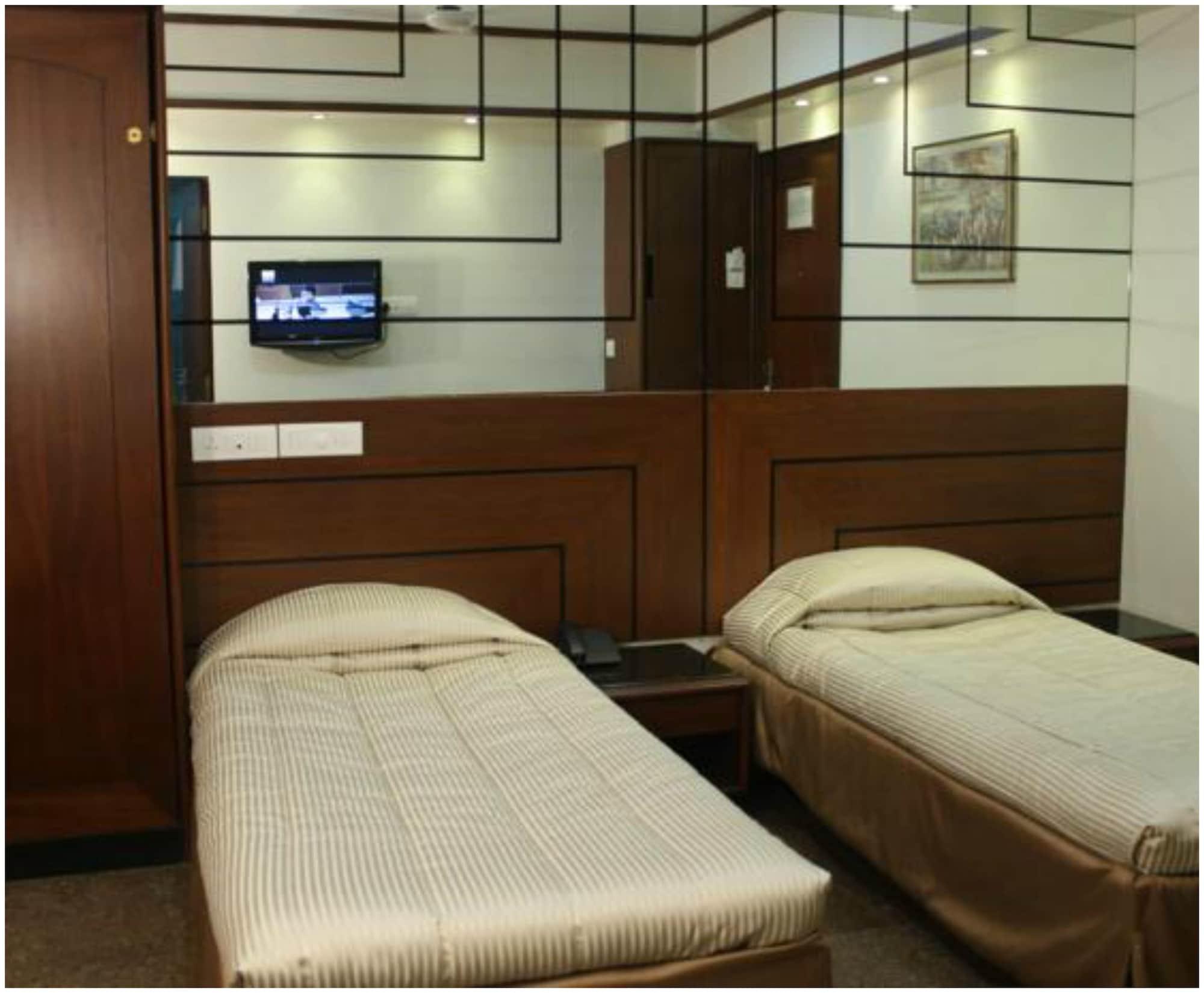 Karl Residency Hotel 3*