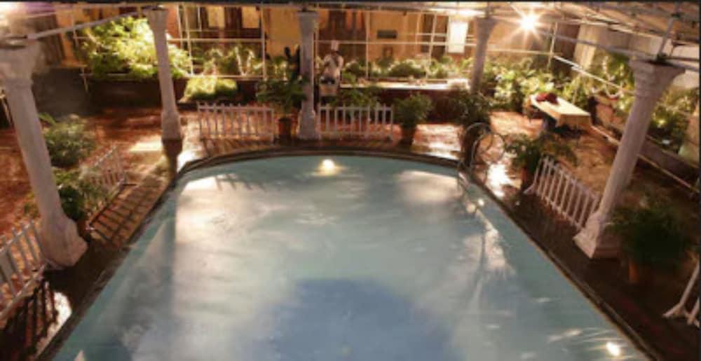 Kohinoor Continental, Airport Mumbai