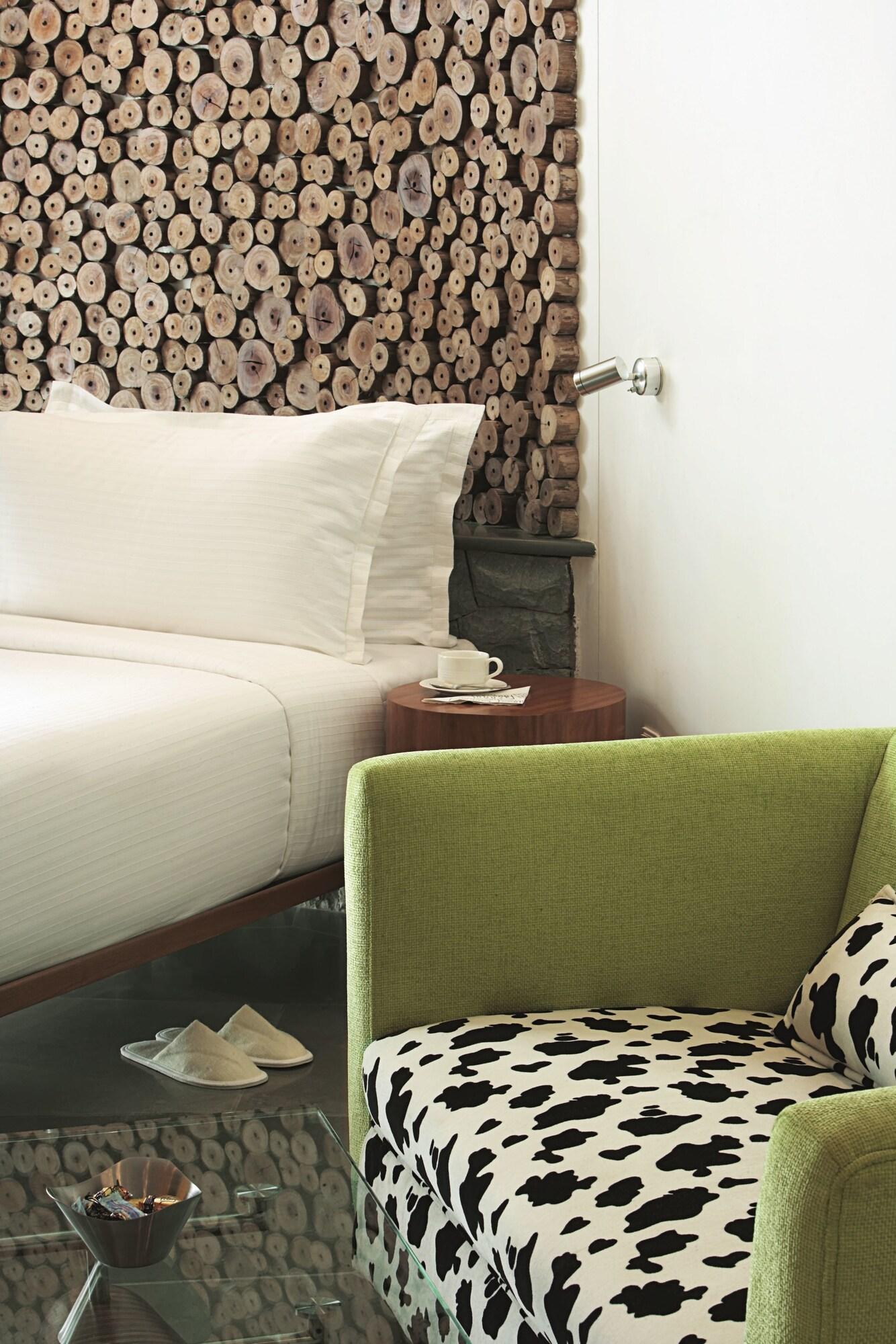 Waterstones Hotel