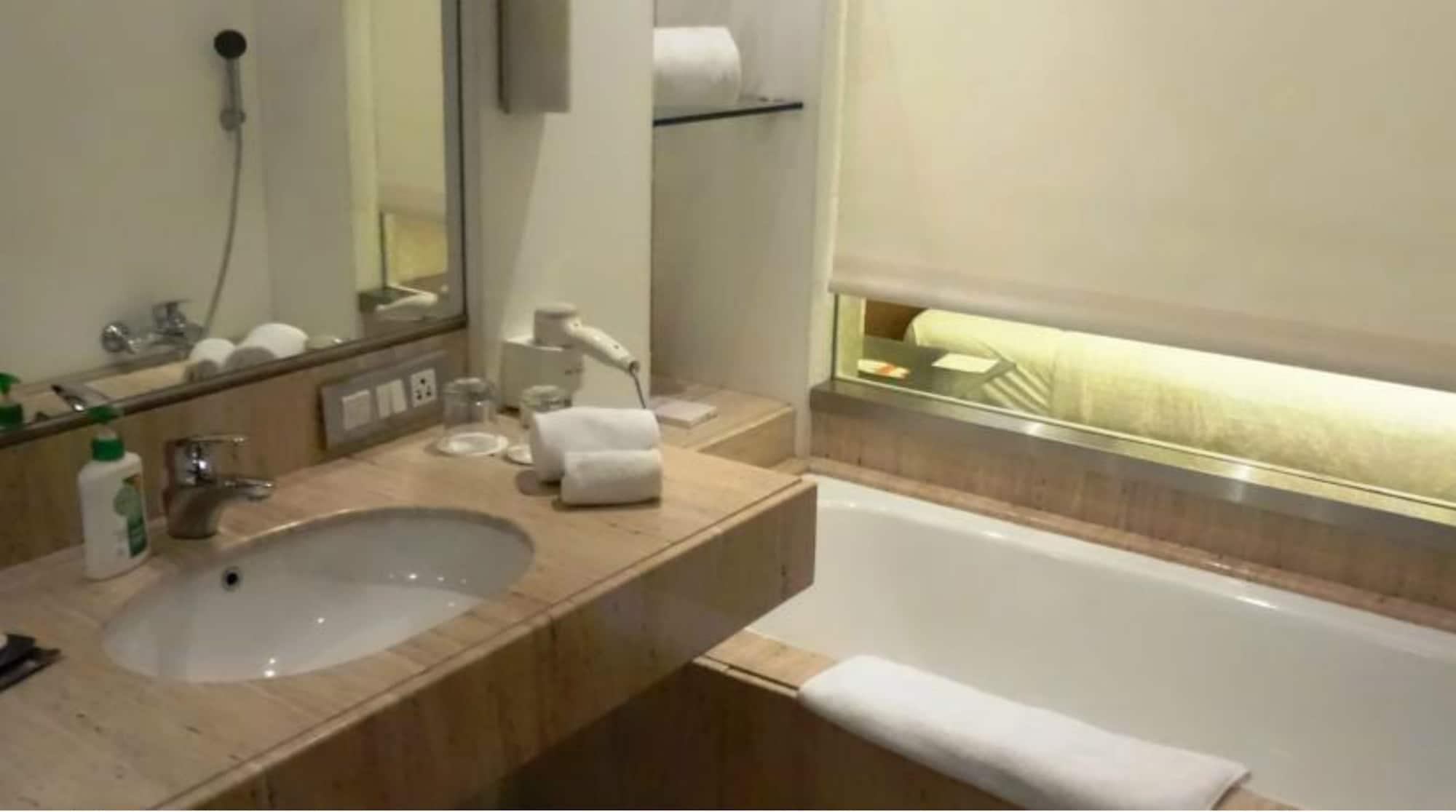Mirage Hotel, International Airport Mumbai