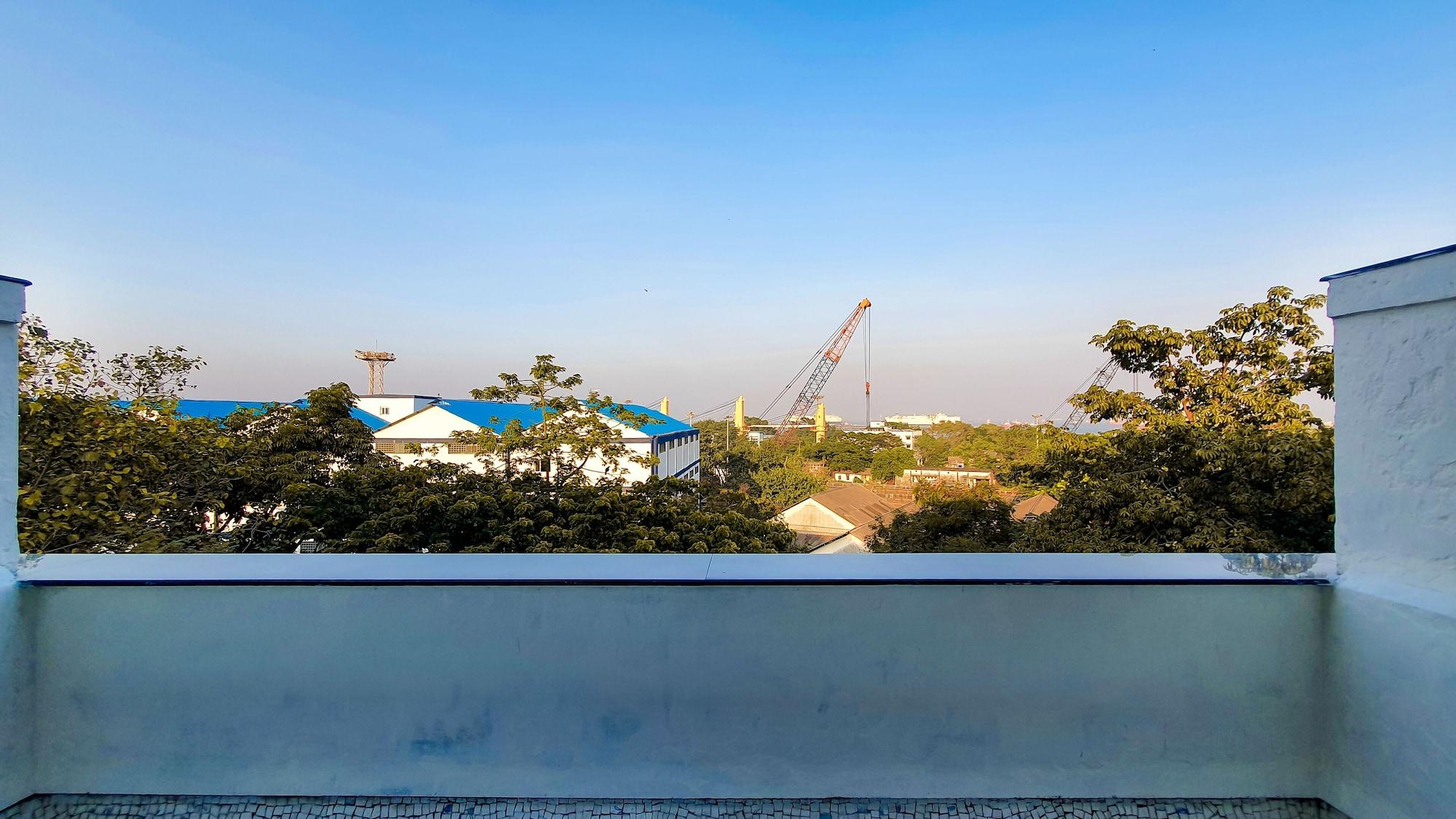 Grand - Ballard Estate, Hotel