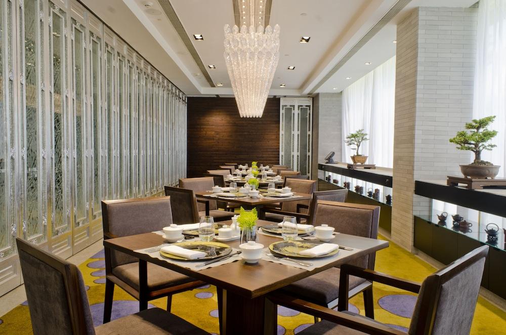 Hotel Taj Lands End Mumbai