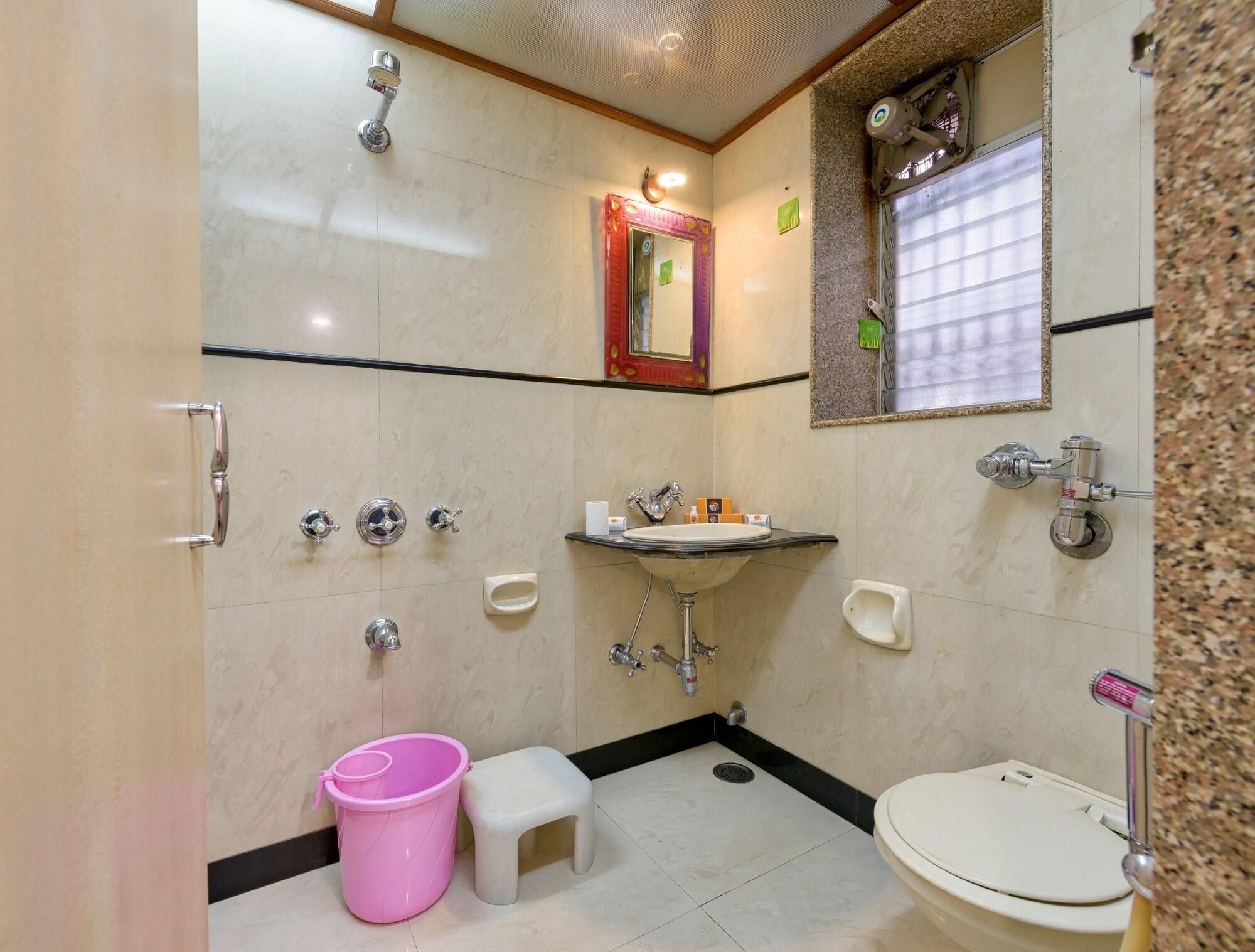 Royal Castle Hotel Mumbai