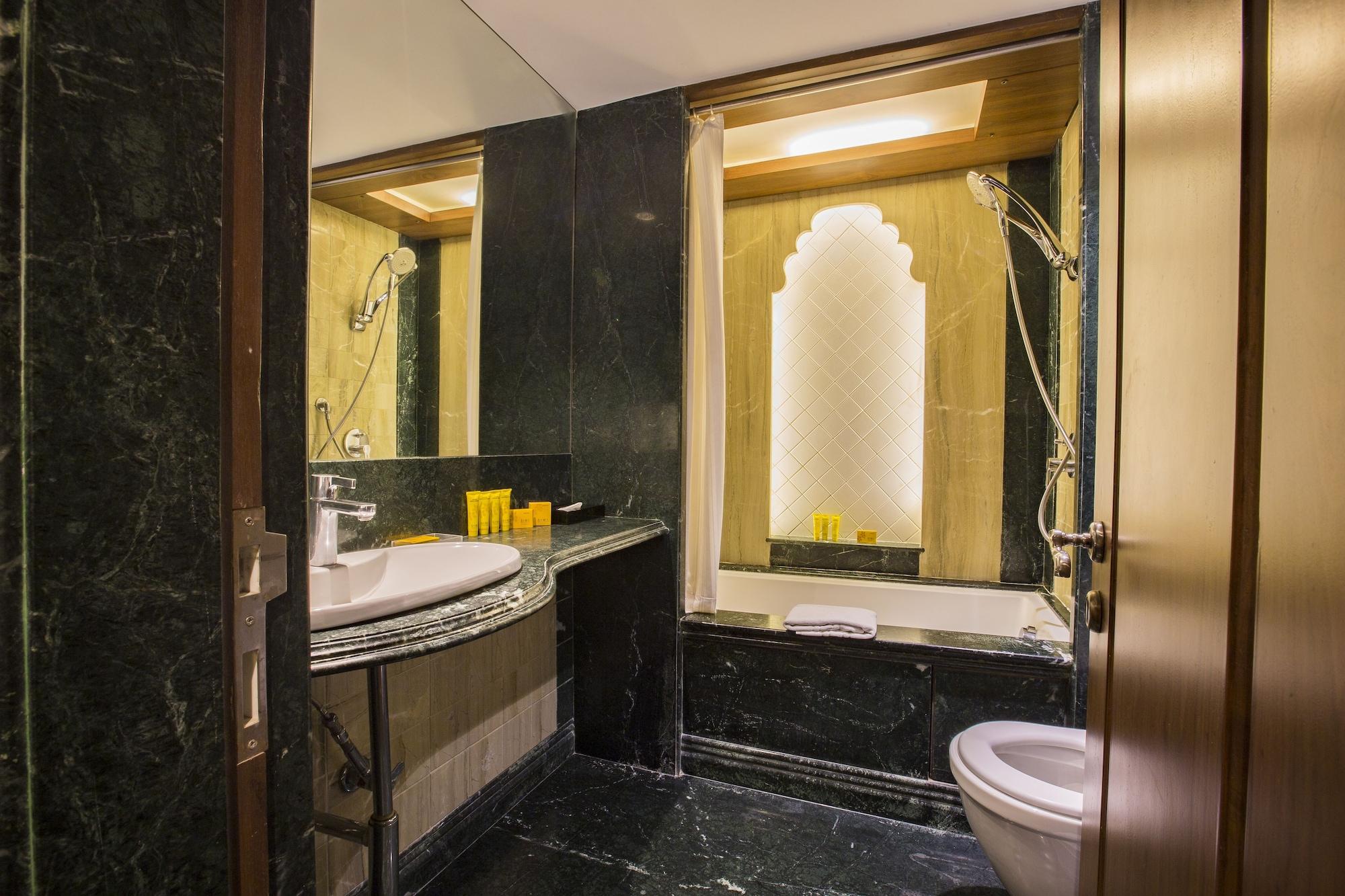 Bawa Continental 3*