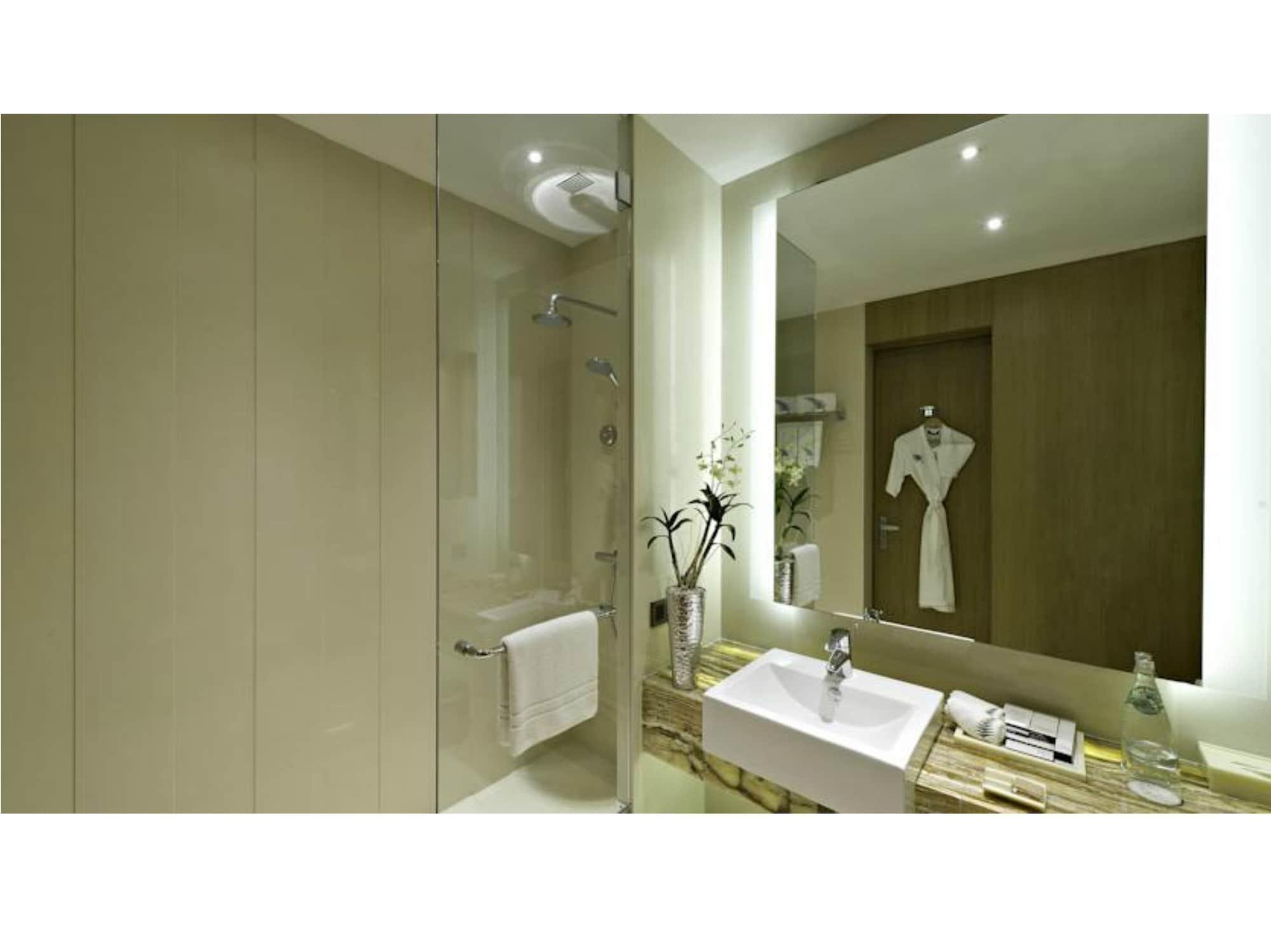 Meluha - The Fern 5* Mumbai