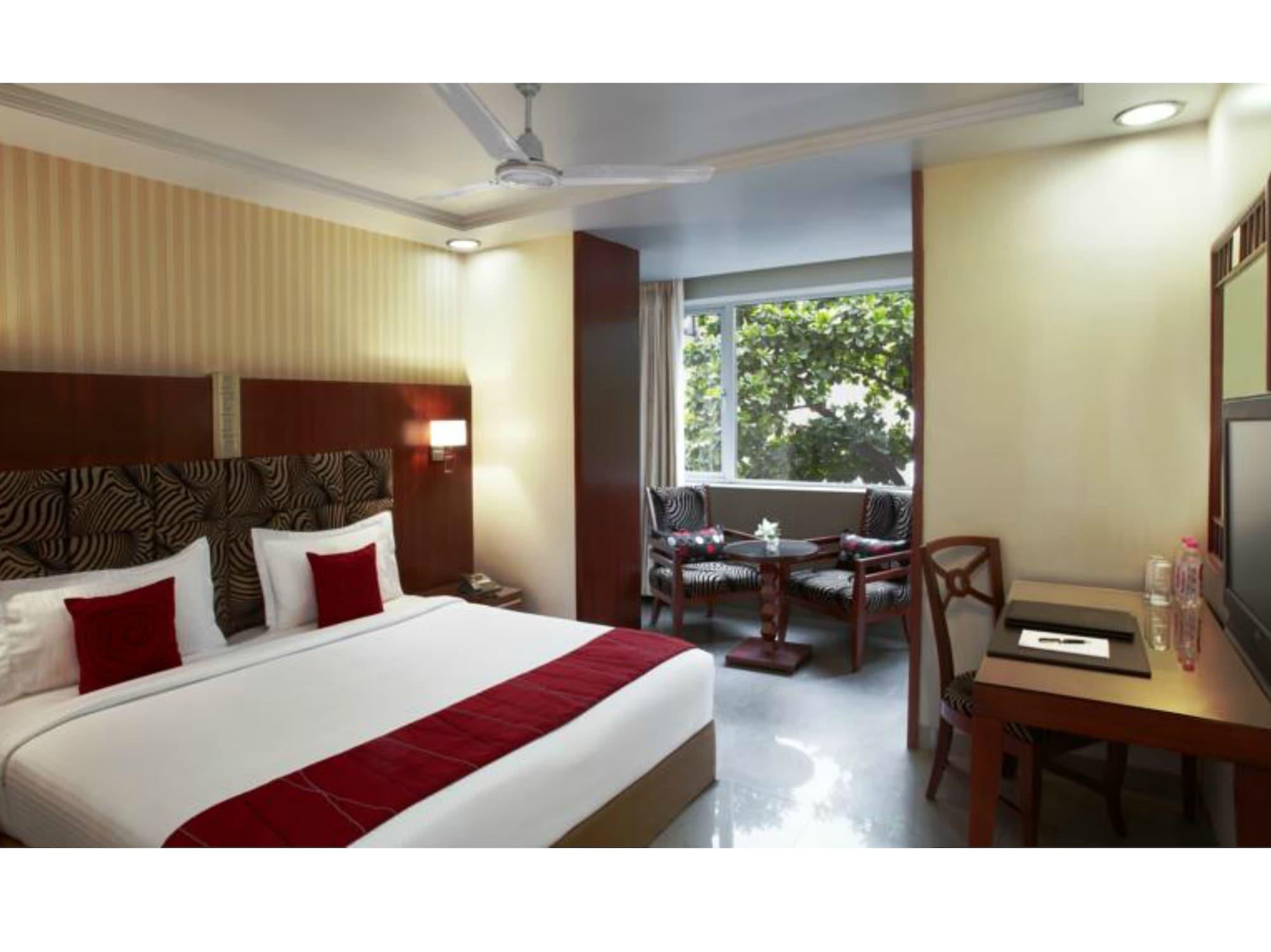 Suba Palace Near Gateway Of India Hotel 4*