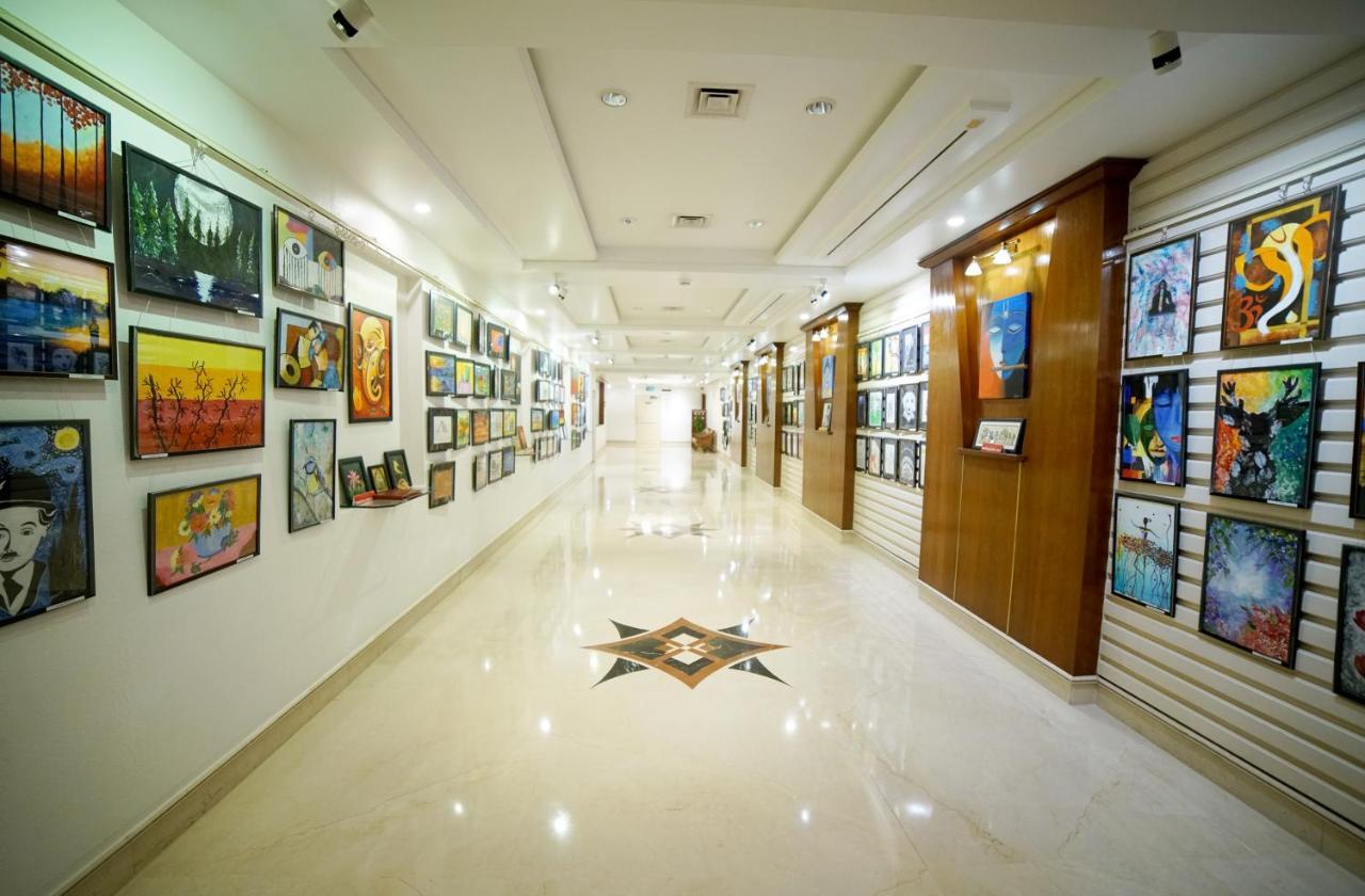 Kohinoor Continental,airport Hotel 4*