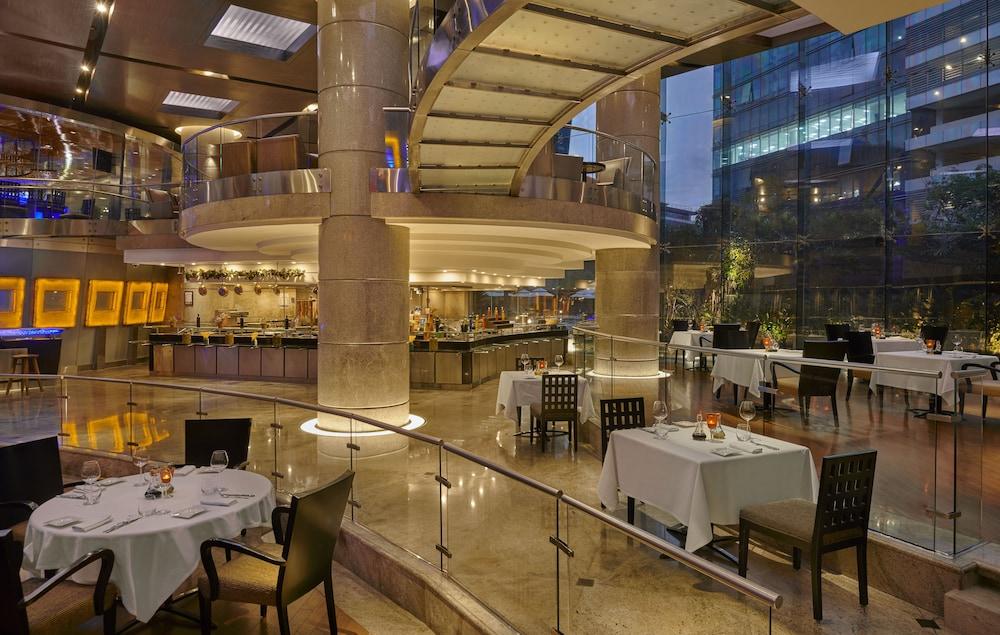 Hotel Hyatt Regency International Airport