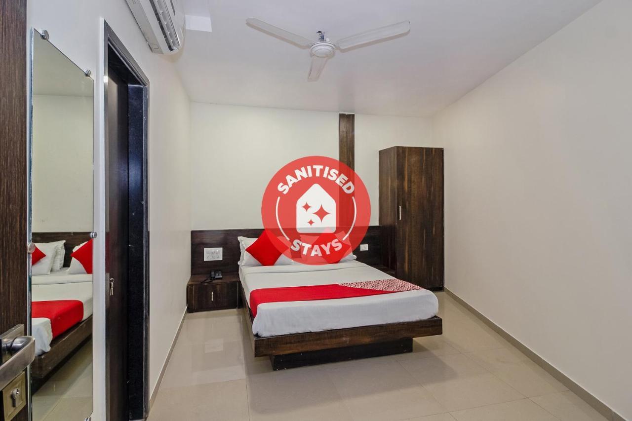 Hotel Oyo 3630 Hotel Ajwa Mumbai