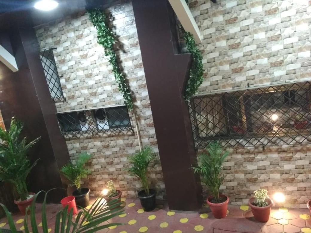 Hotel Qamar Mumbai