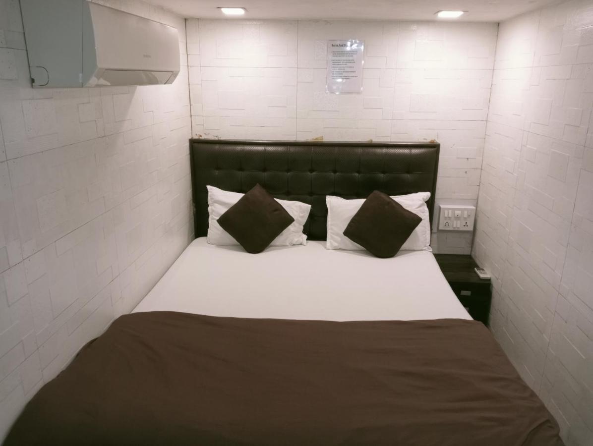 Hotel Qamar Mumbai