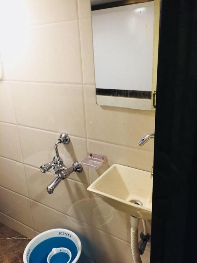 Qamar Hotel Mumbai