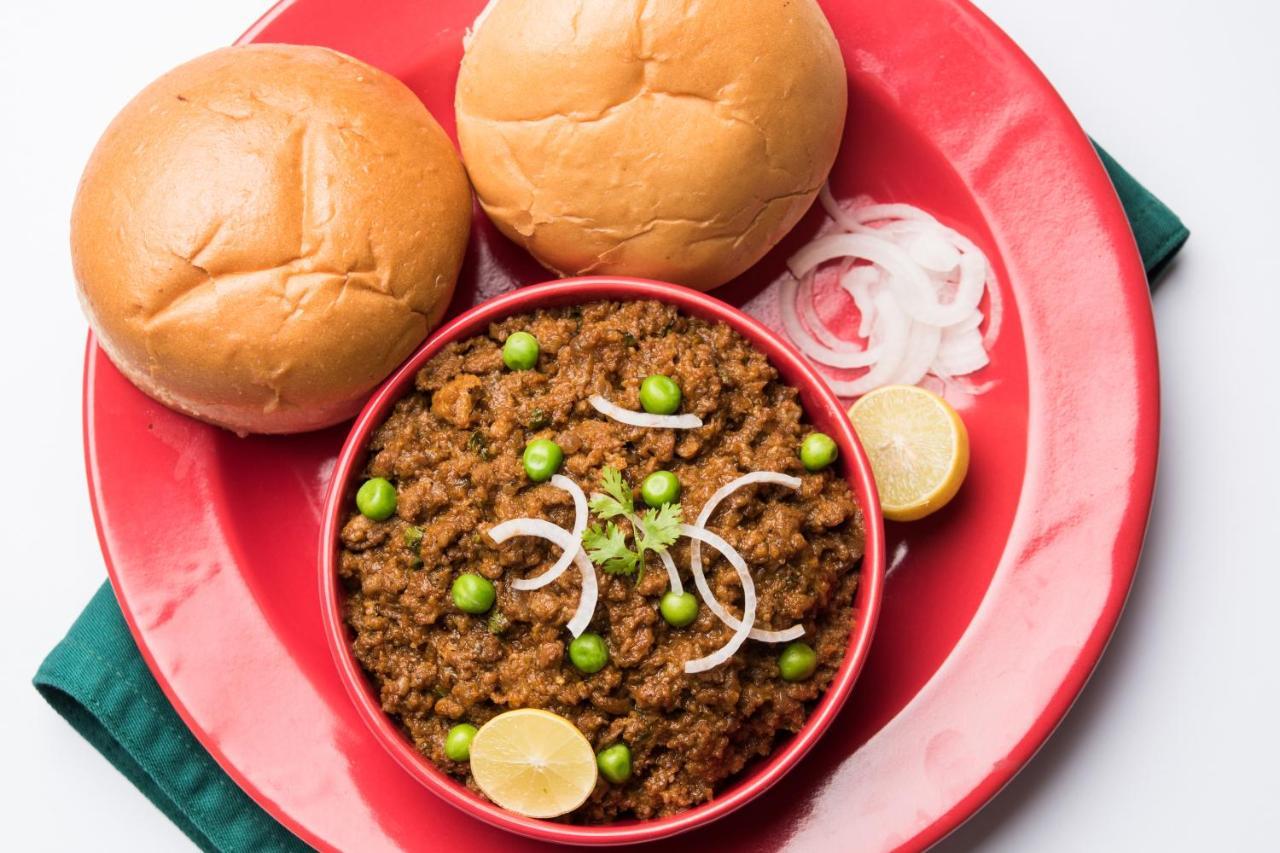 Hotel Oyo 3630 Hotel Ajwa Mumbai