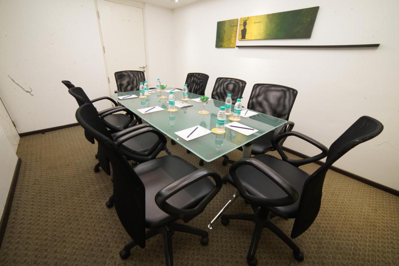 Hotel Kohinoor Elite Near Bkc