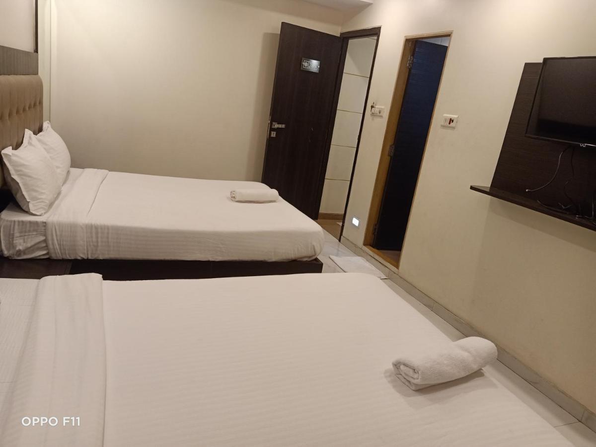 Hotel Bkc Palace