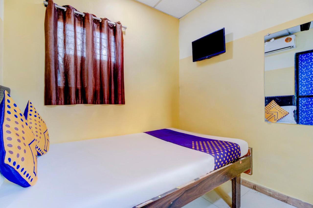 Oyo 70661 Al Makkah Managed By Paris Hotel Mumbai