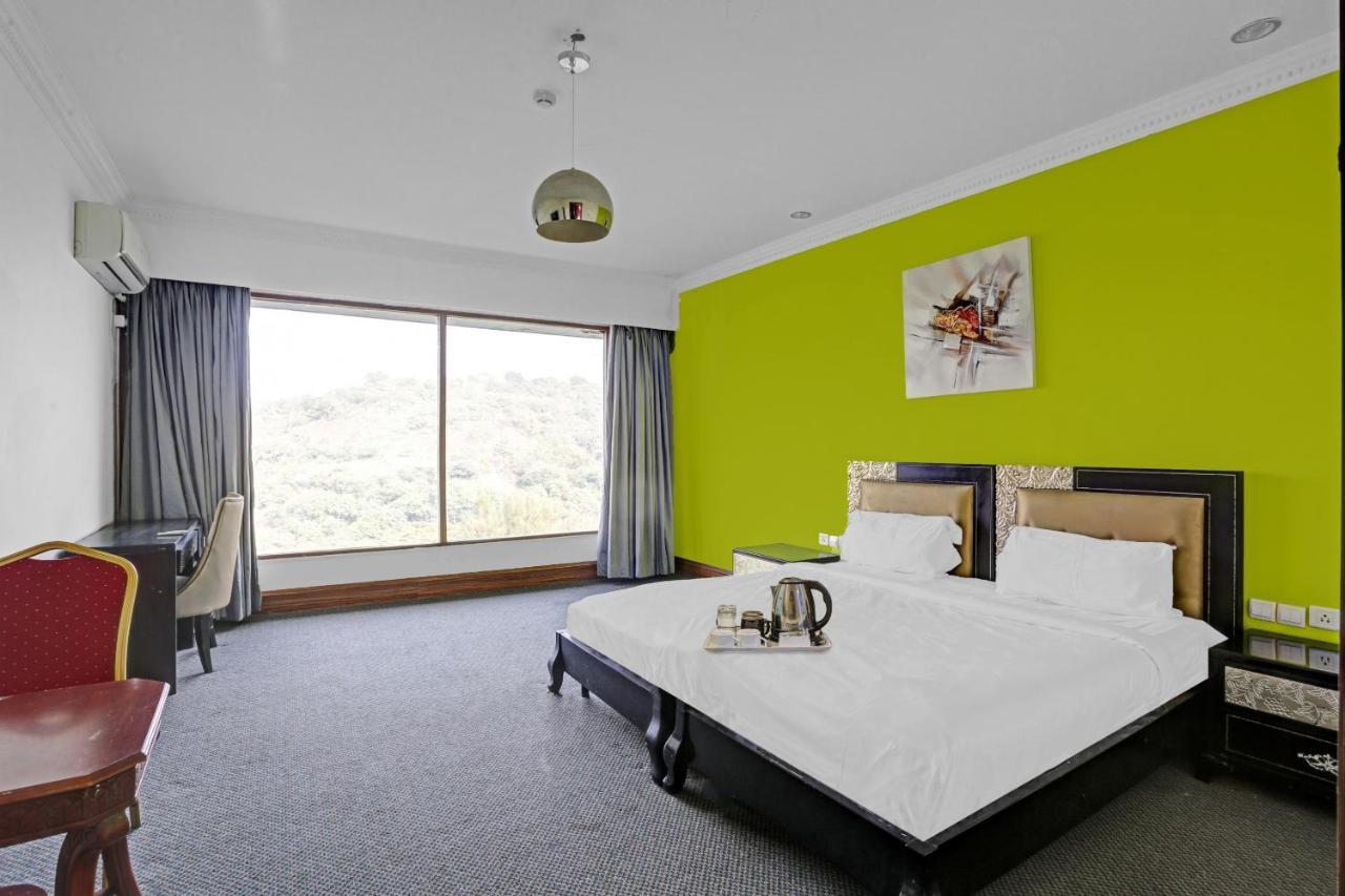 Hotel Townhouse Royal Palms Mumbai
