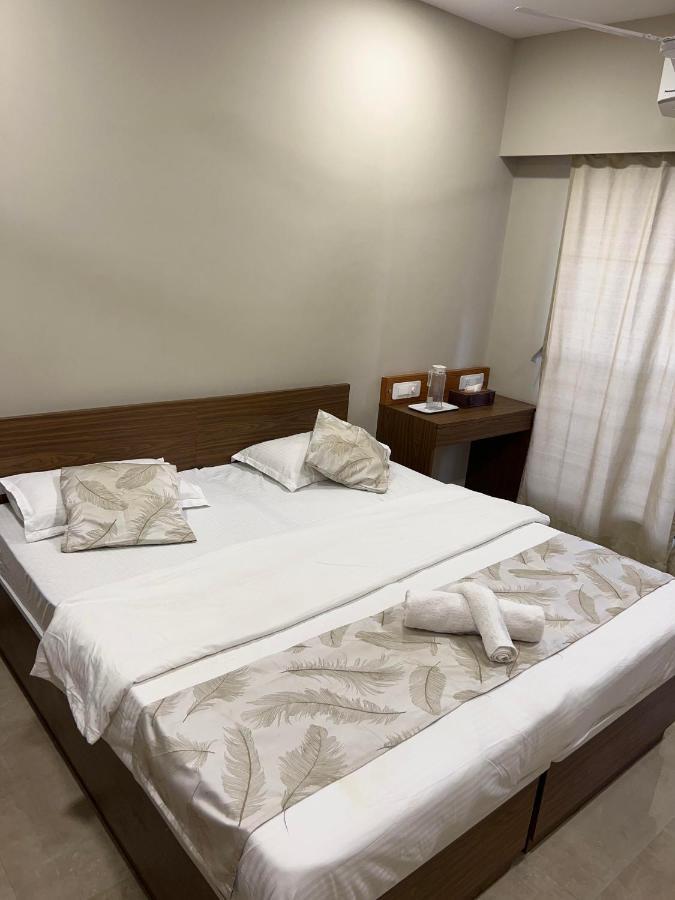 Pinaki Comfort Stay, Parle Apartamento *