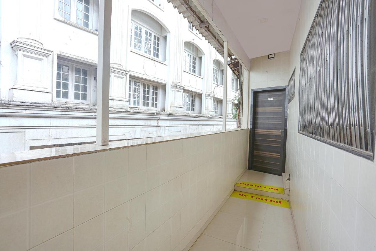 Aksa Powai Inn *