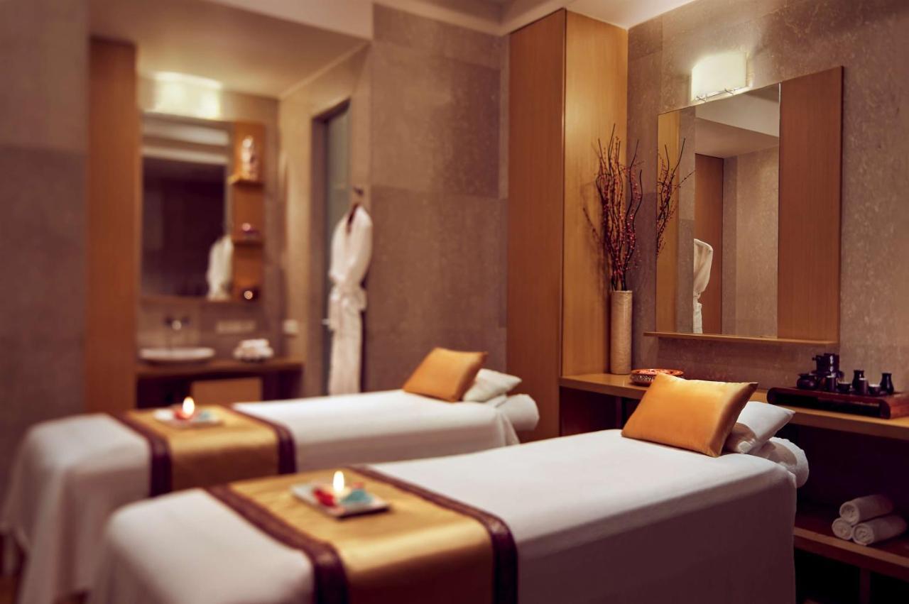 Grand Hyatt And Residences Hotel 5*