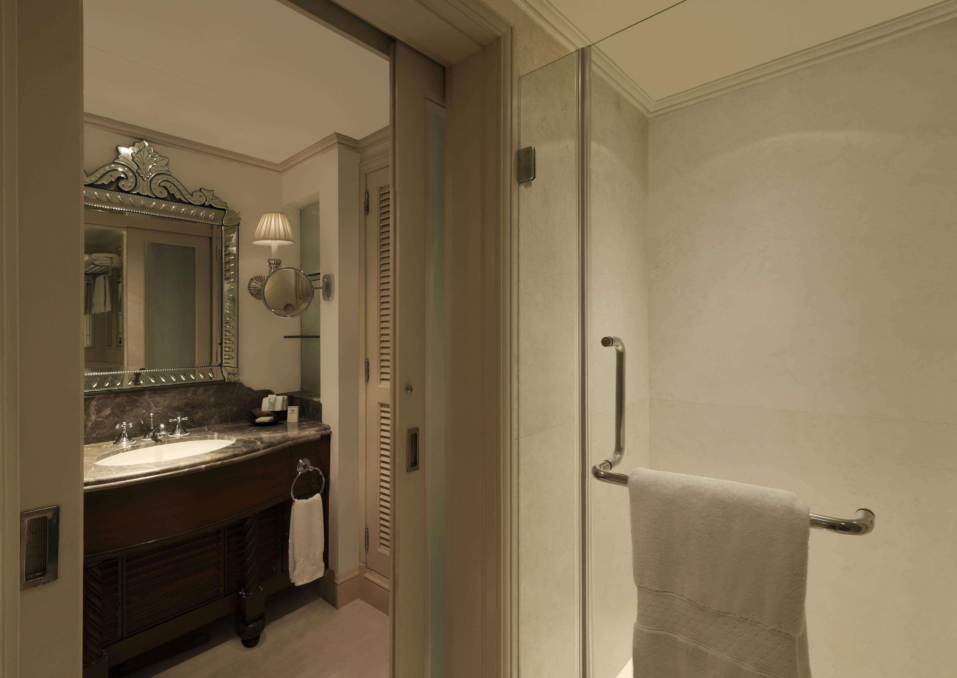 Hotel Hilton International Airport