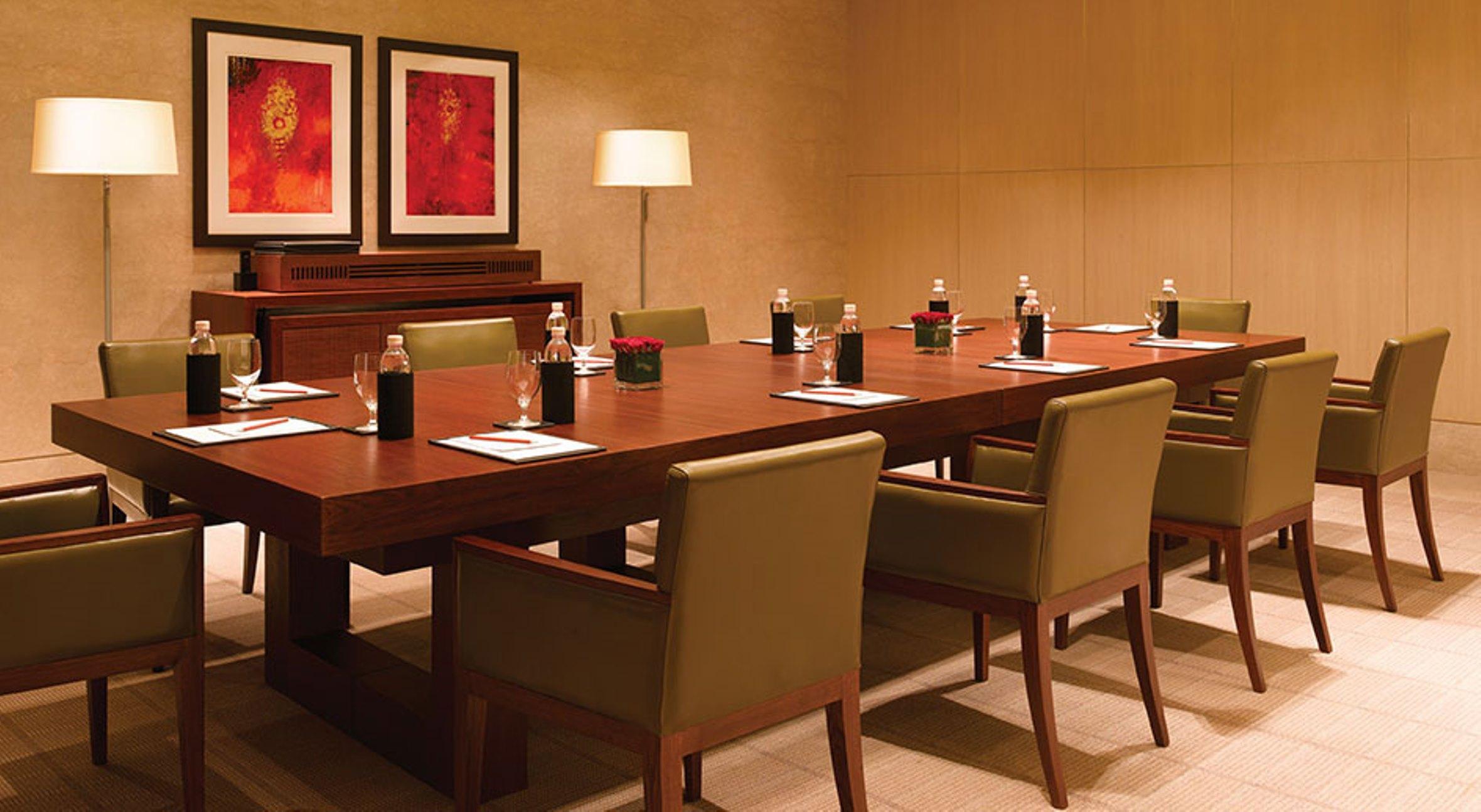 Trident Bandra Kurla 5*