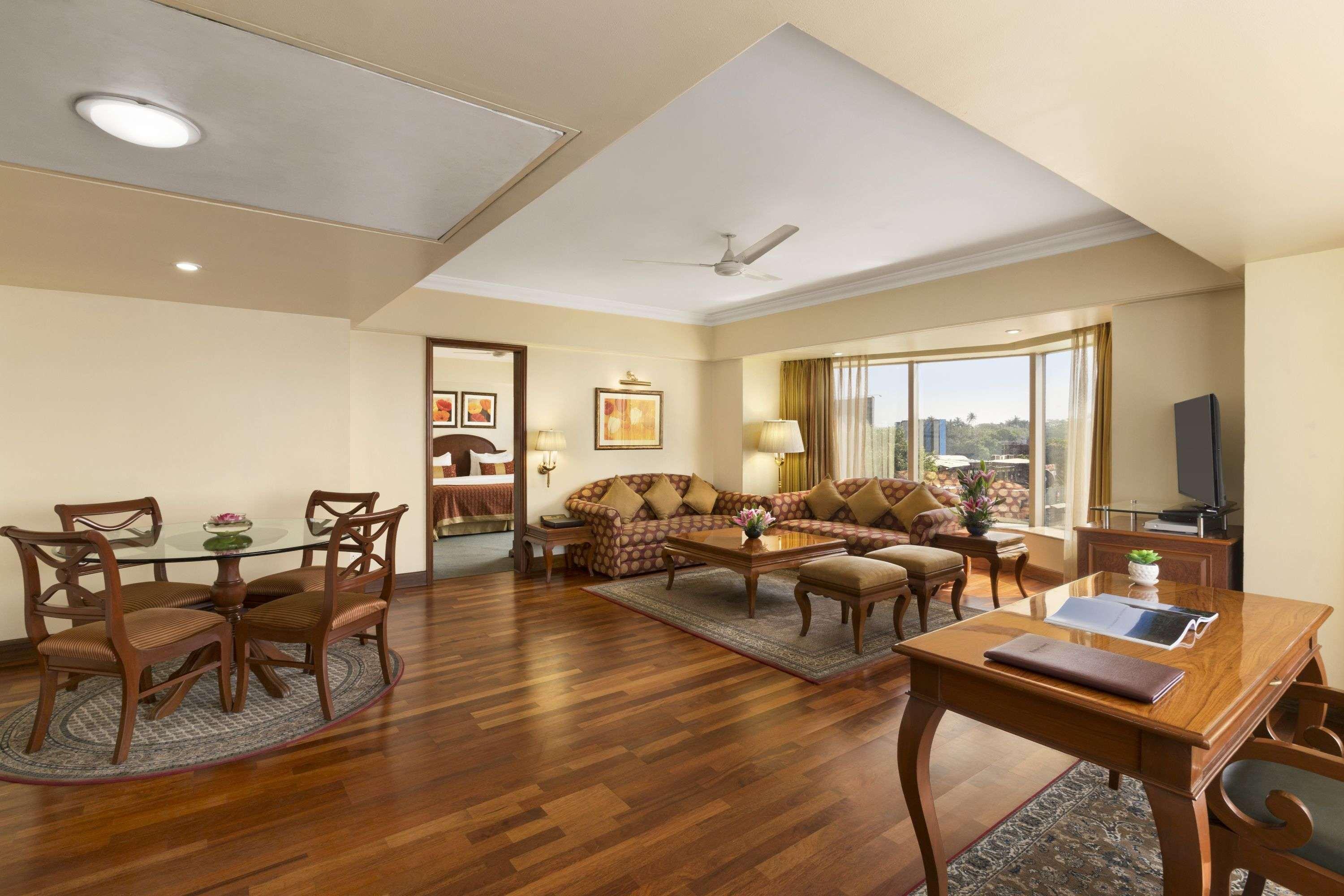 Ramada Plaza By Wyndham Palm Grove 5*