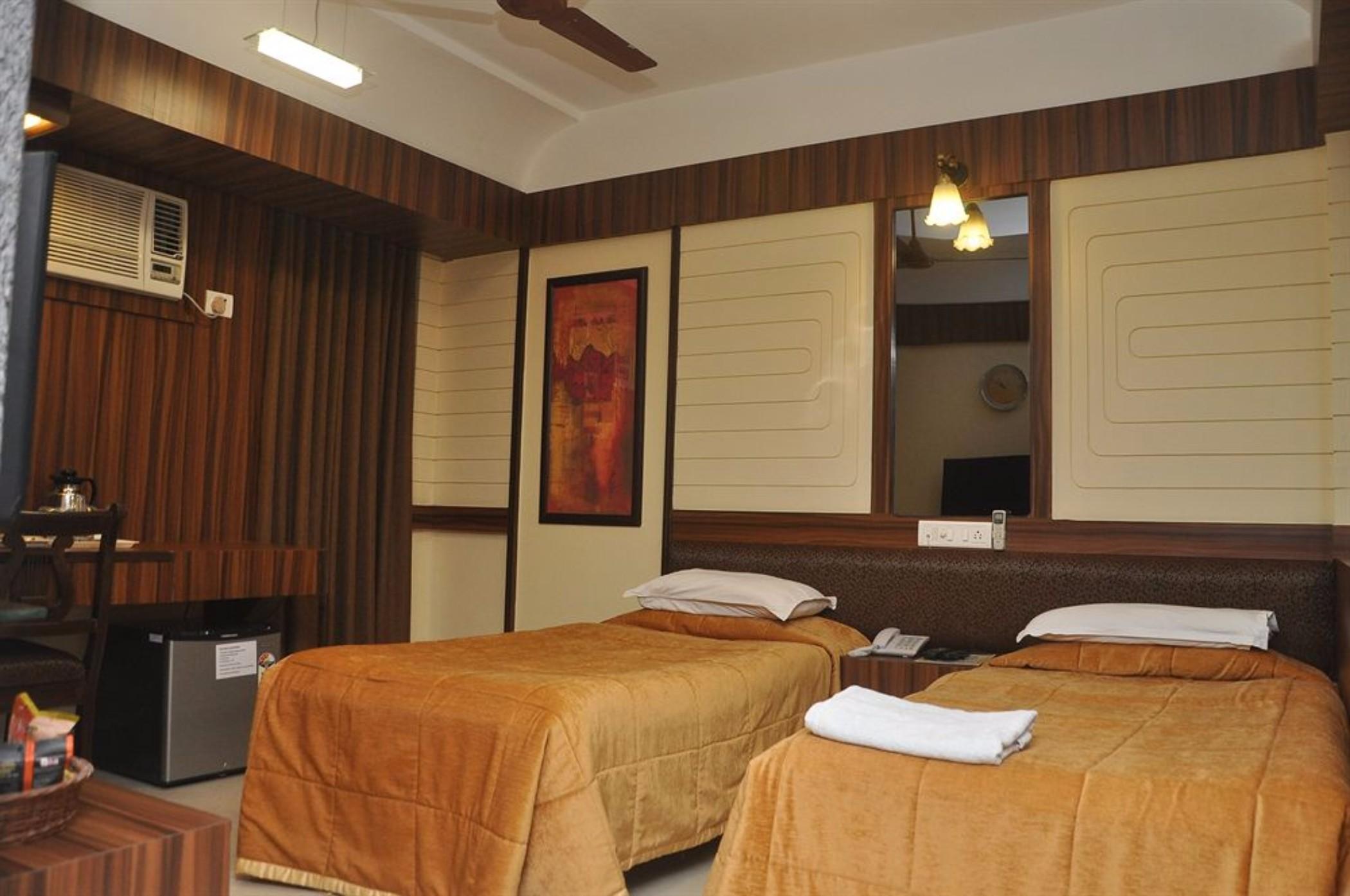Metro Palace 3*