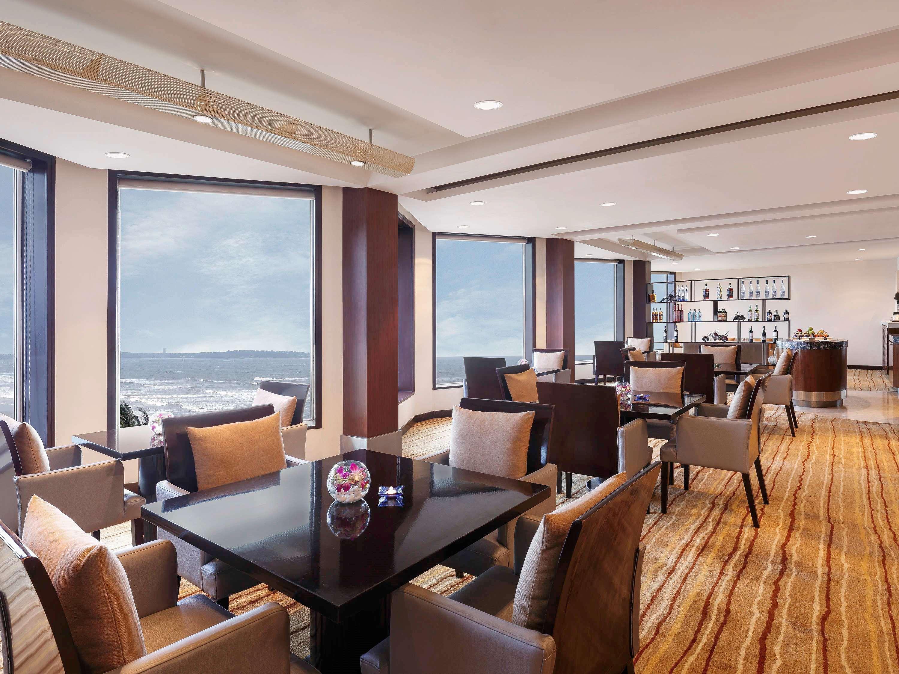 Novotel Juhu 5*