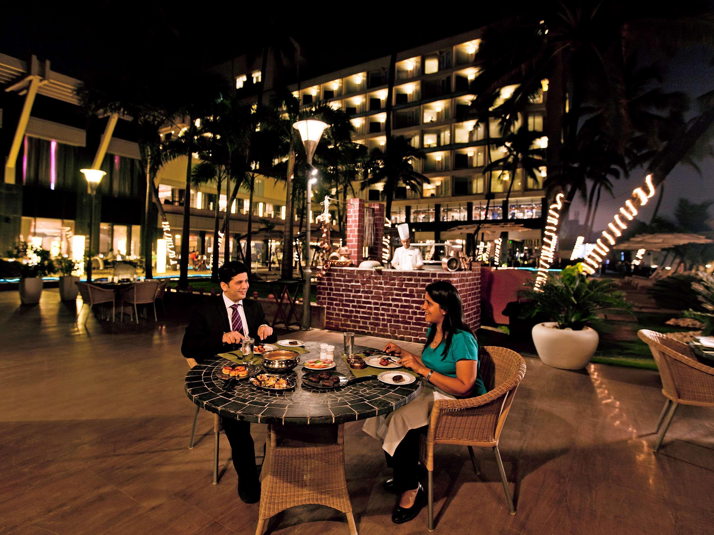 Novotel Juhu Hotel 5*
