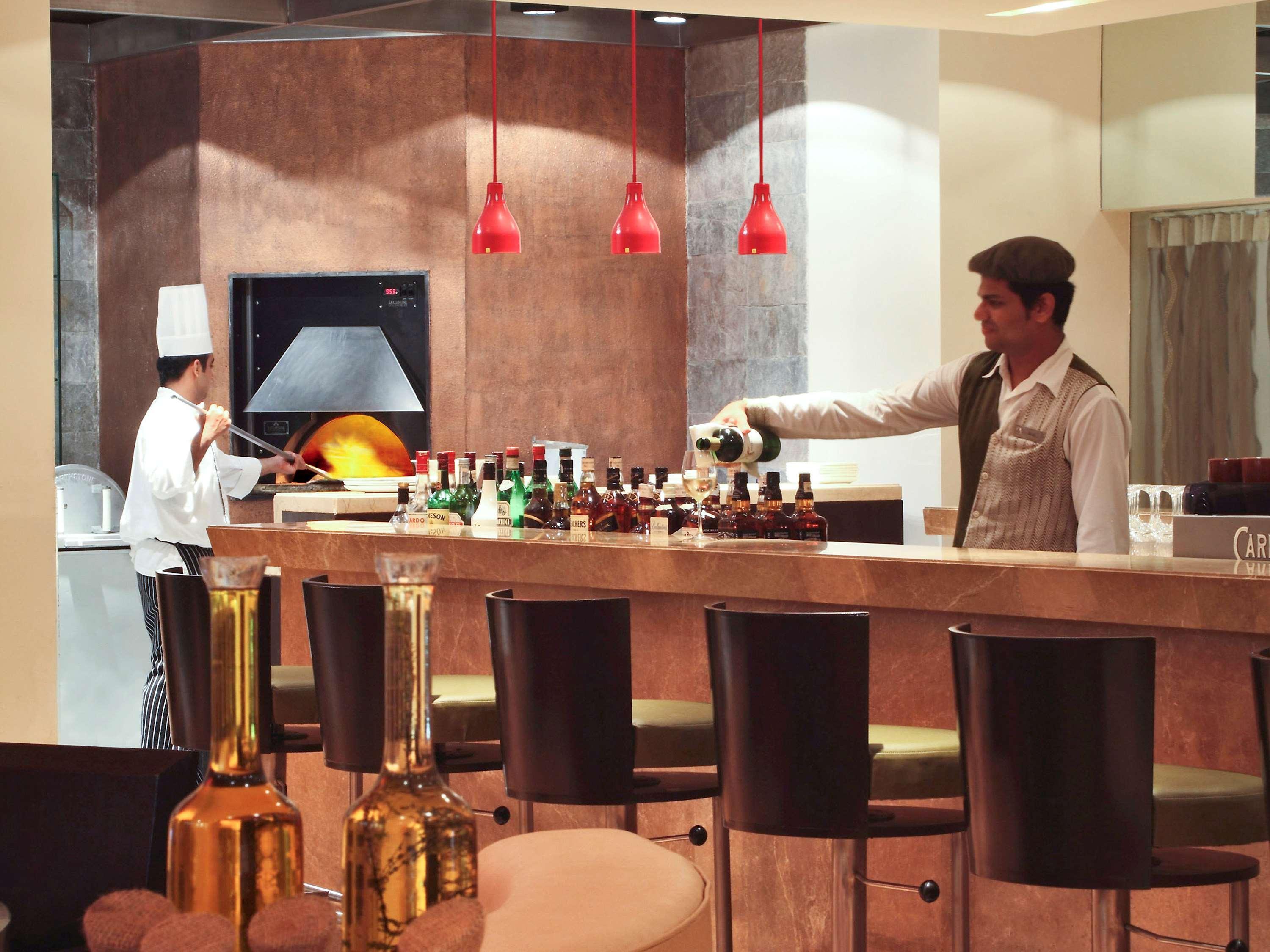 Hotel Novotel Juhu 5*