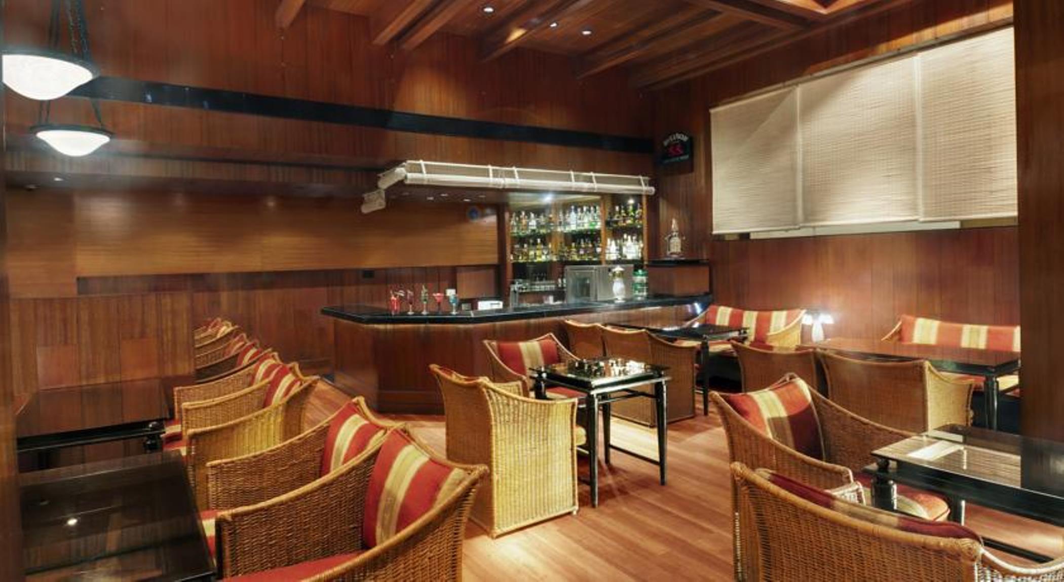Kohinoor Continental,airport 4*
