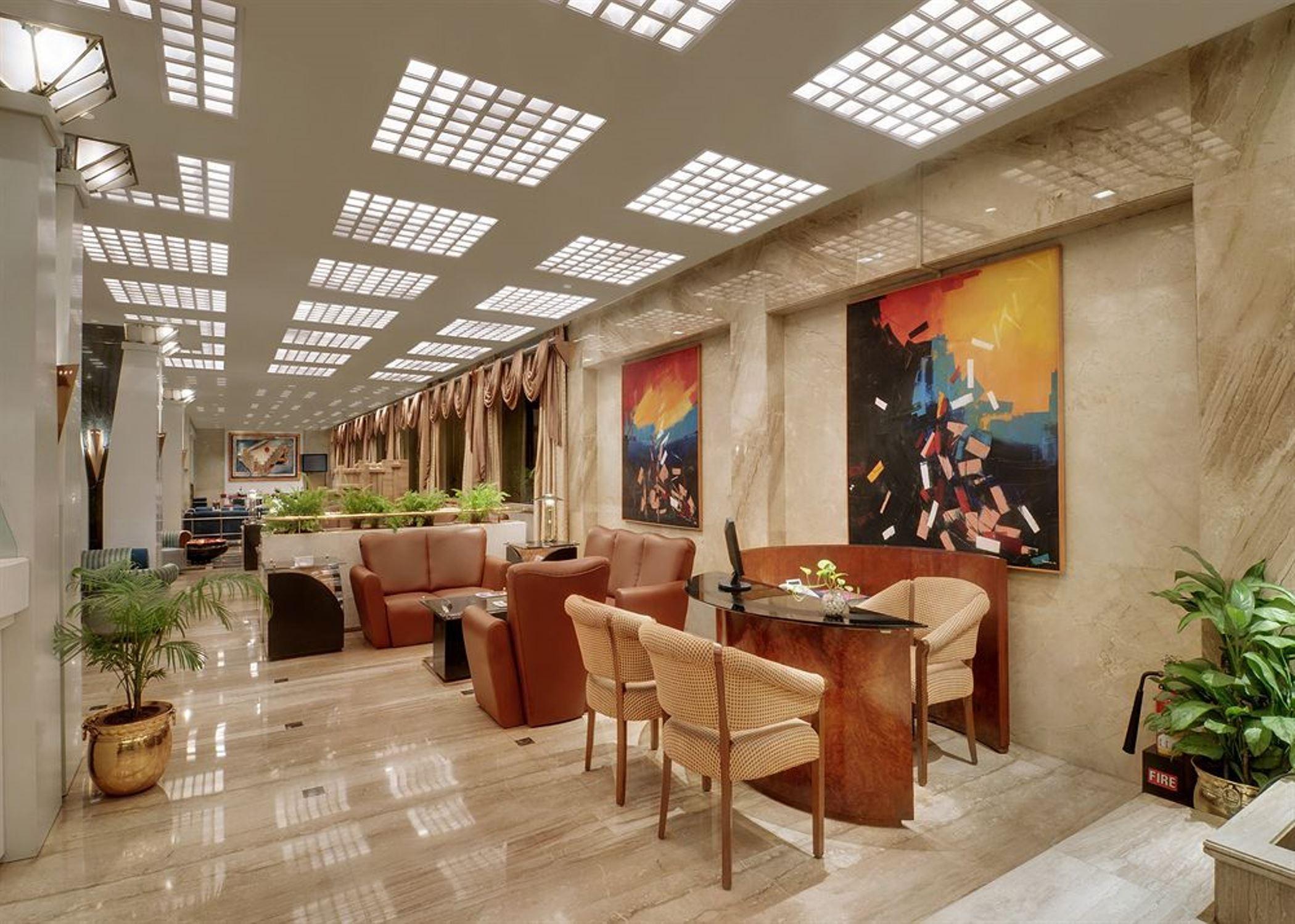 Kohinoor Continental,airport Hotel
