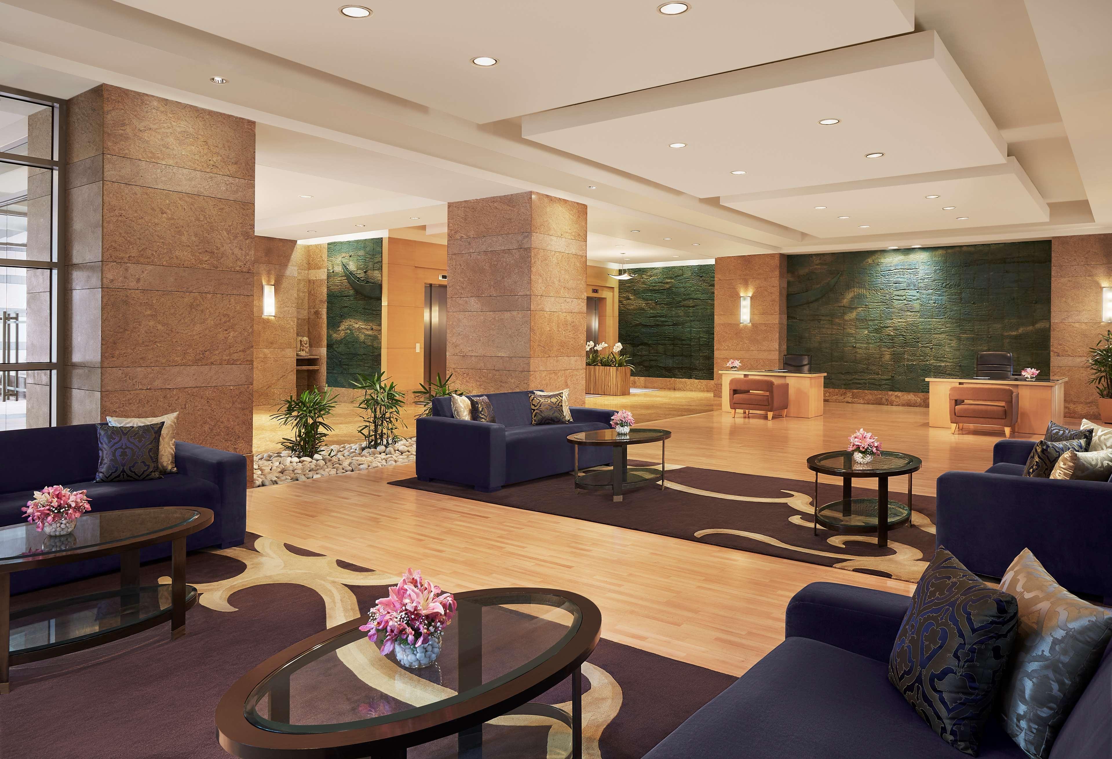 Grand Hyatt And Residences 5*