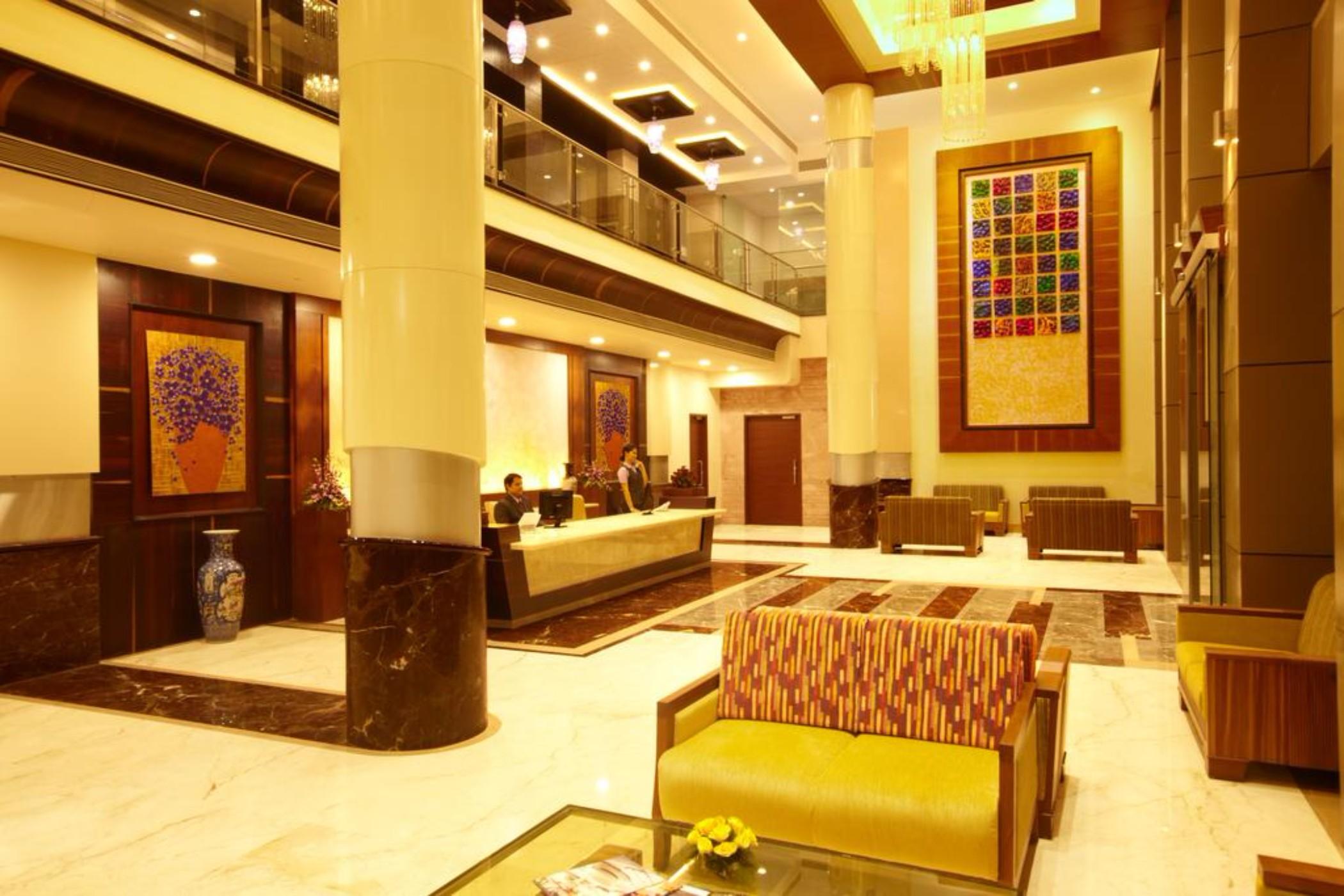 Hotel Club Emerald 3*