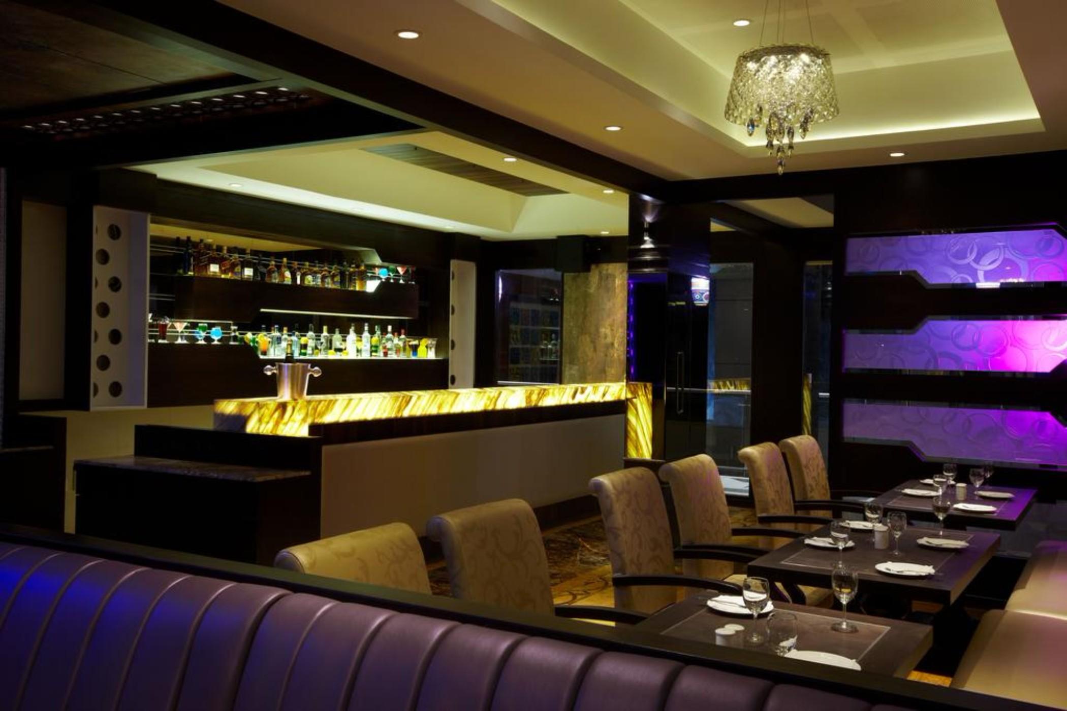 Club Emerald Hotel 3*