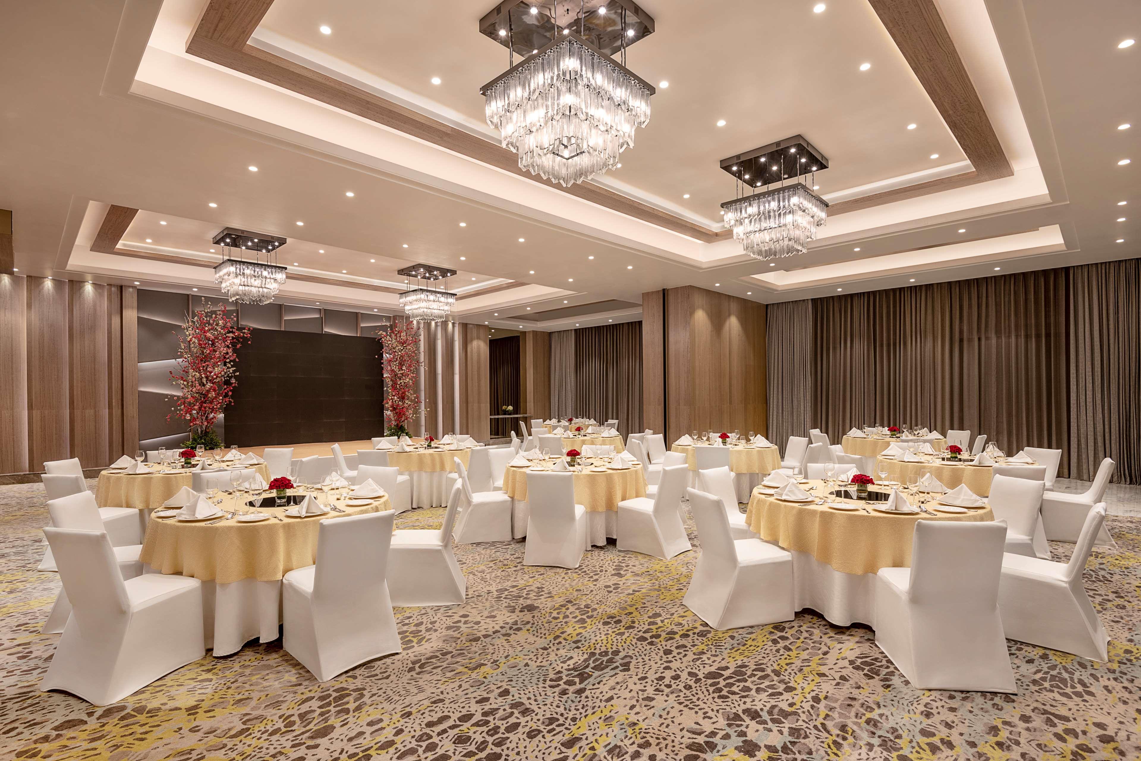 Radisson Andheri Midc 5* Mumbai