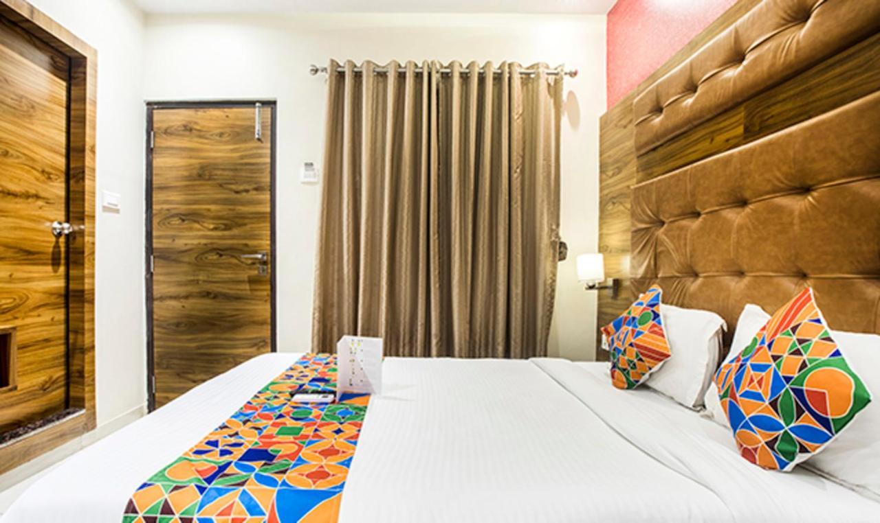 Hotel Fabhotel - Nr International Airport Mumbai